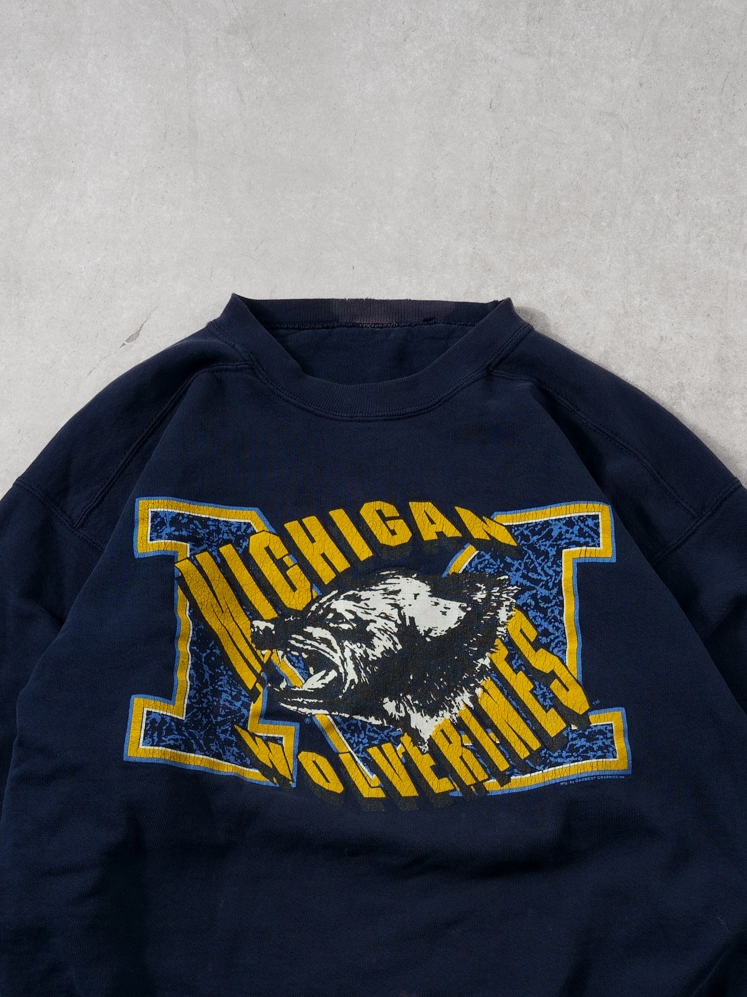 Vintage 90s Navy Blue Michigan Wolverine Graphic Crewneck (L)