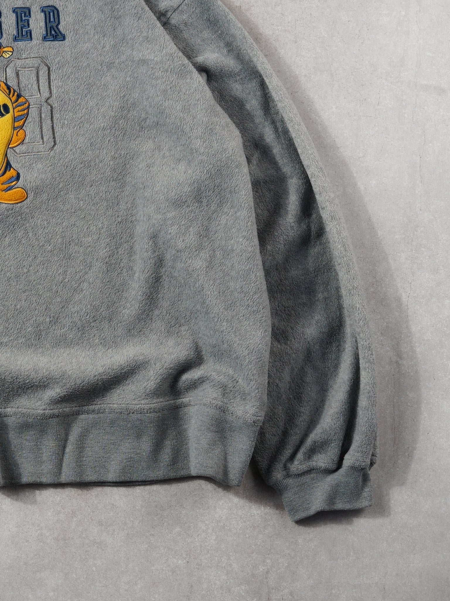 Vintage 90s Grey Tiger #68 Graphic Crewneck (XXL)