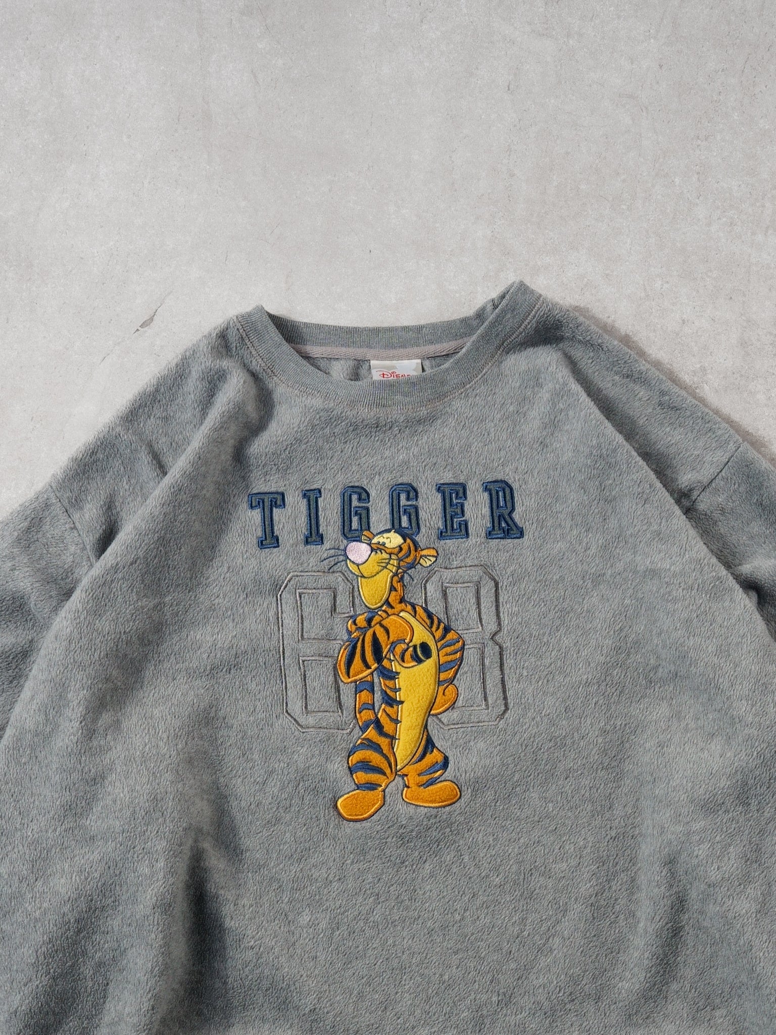 Vintage 90s Grey Tiger #68 Graphic Crewneck (XXL)