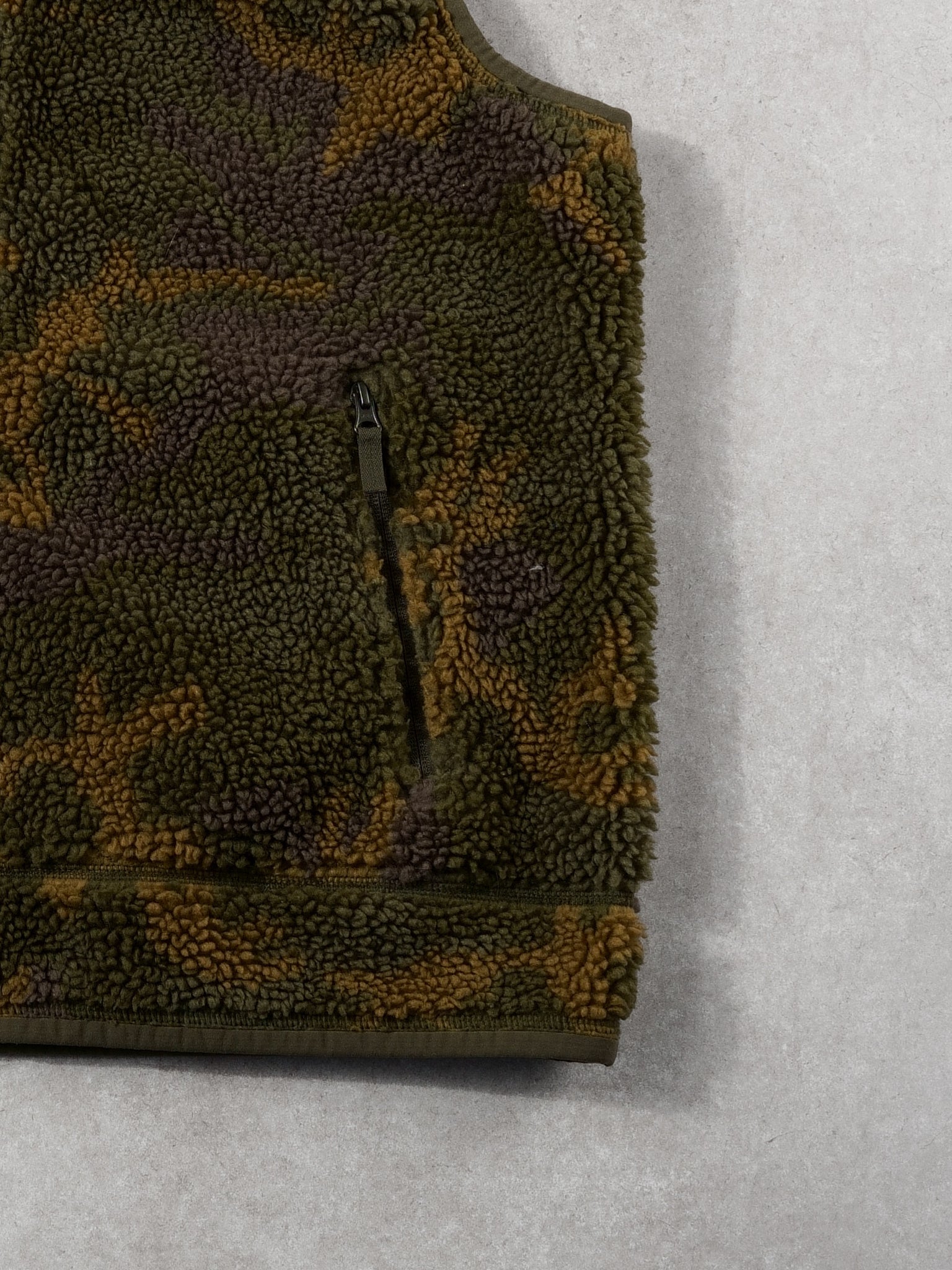 Vintage 90s Duck Camo LL Bean Sherpa Vest (L)