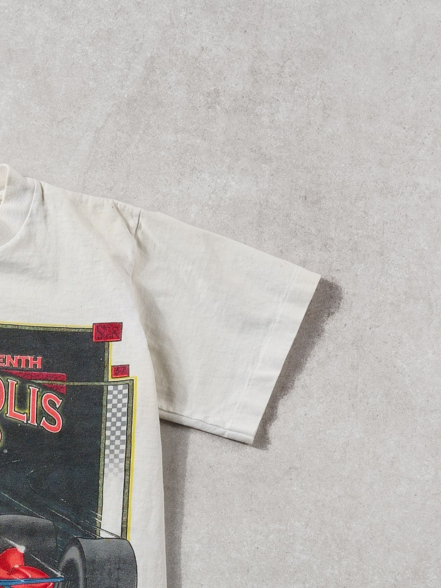 Vintage 93' White Indiannapolis 500 Grand Prix Racing Graphic Tee (XS)