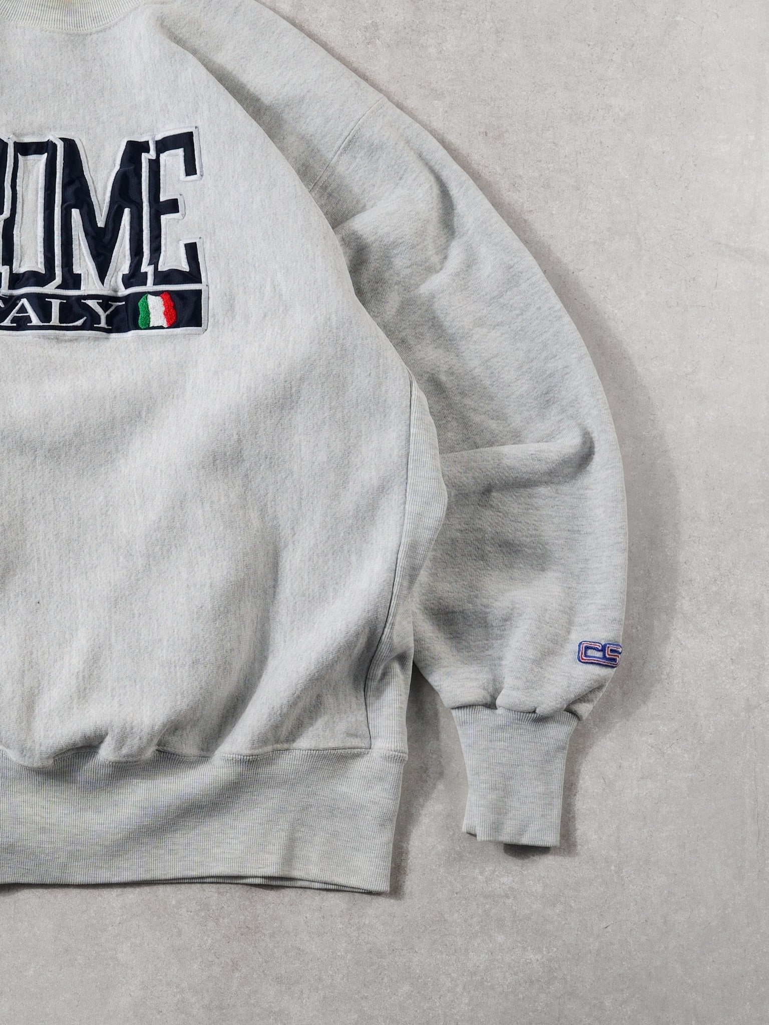 Vintage 90s Grey Rome Italy Embroidery Crewneck (L)