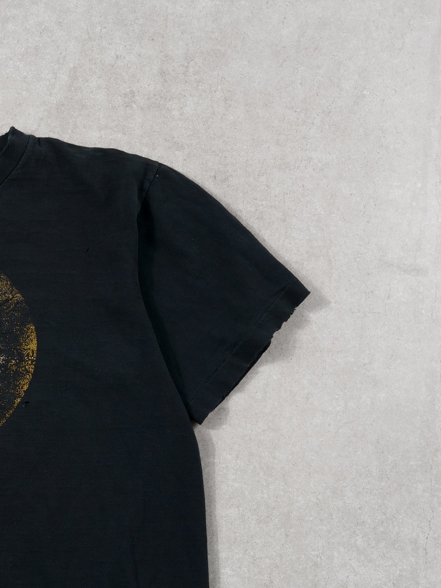 Vintage 90s Black Faded Hidden Graphic Tee (M)