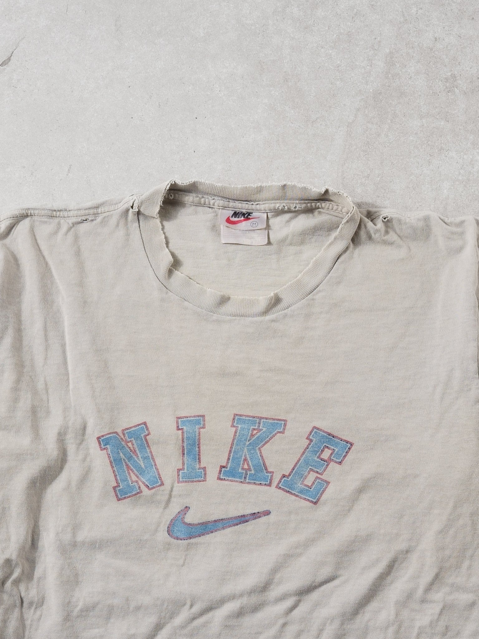 Vintage Rugged 90s Washed White + Blue Nike Spell Out Tee (M)