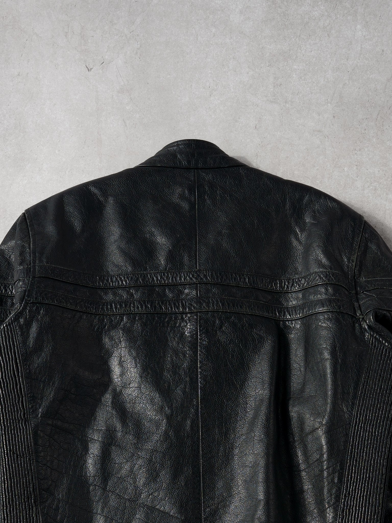 Vintage 90s Black Leather Biker Jacket (M)