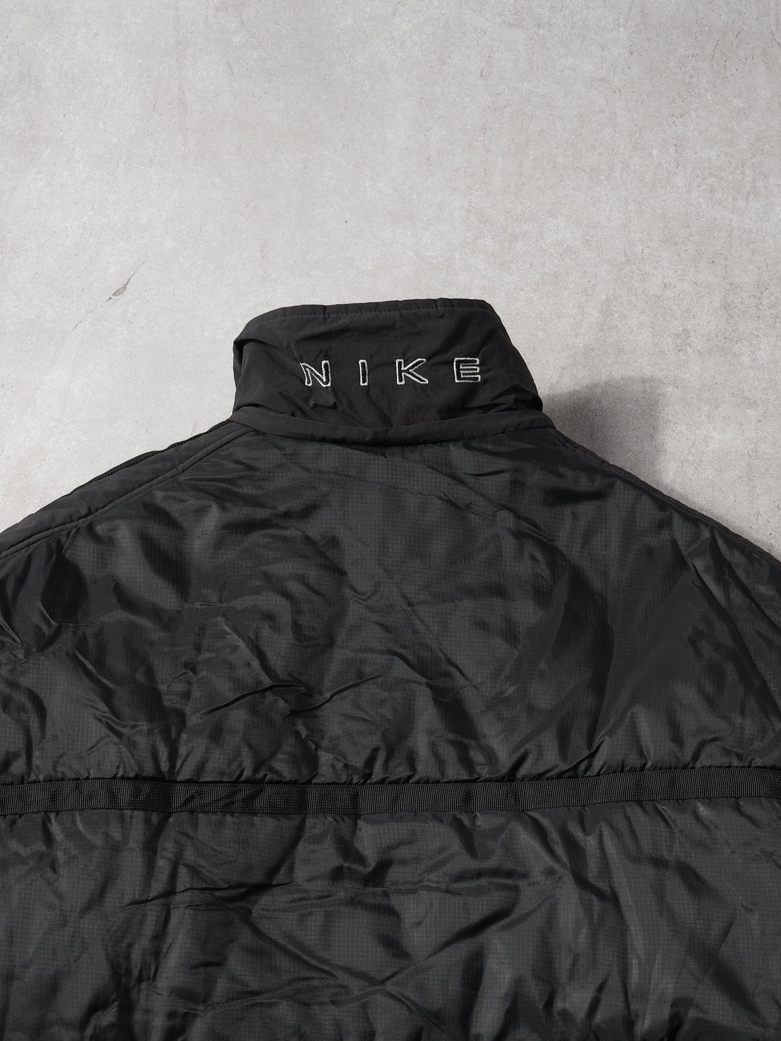 Vintage 90s Black Nike Winter Puffer Jacket (XL/XXL)