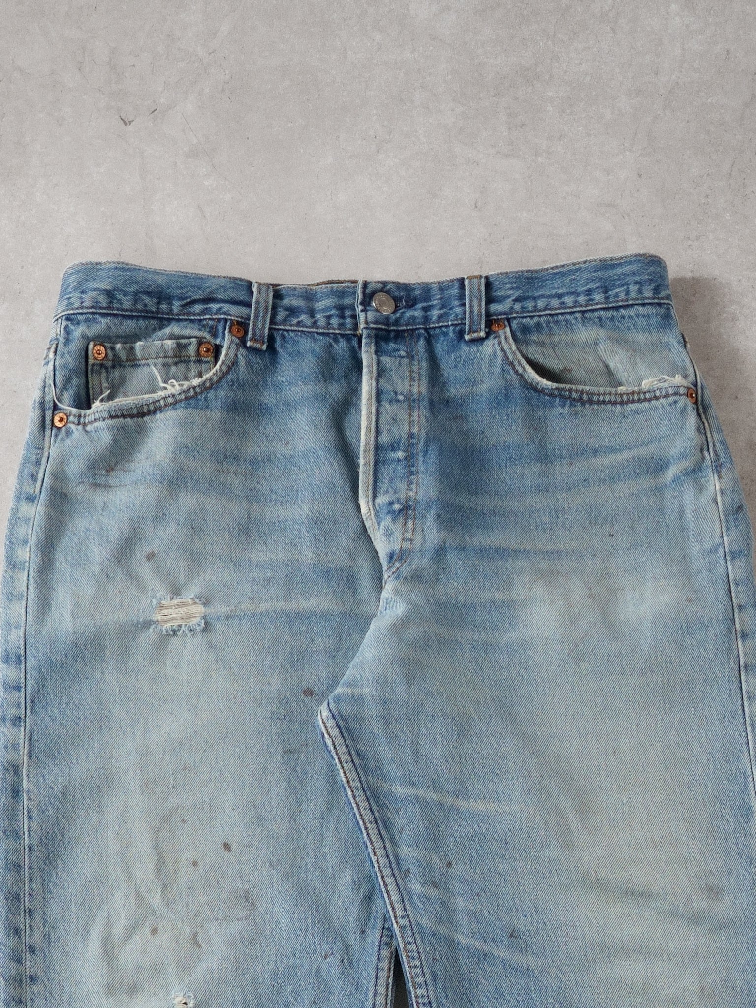 Vintage 90s Light Blue Levi's Denim Jeans (34x30)