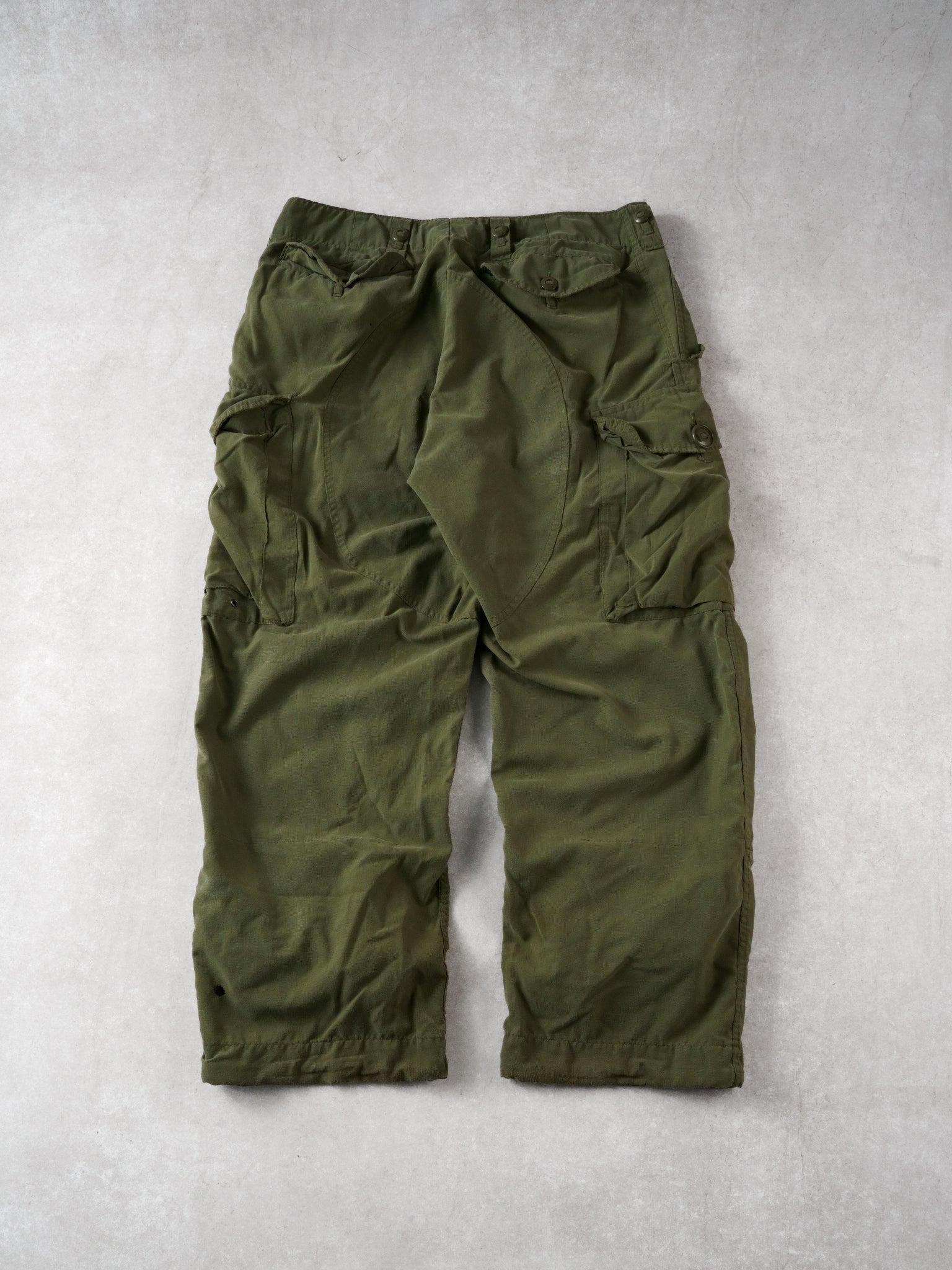 Vintage 90s Army Green Parachute Pants (34x28)