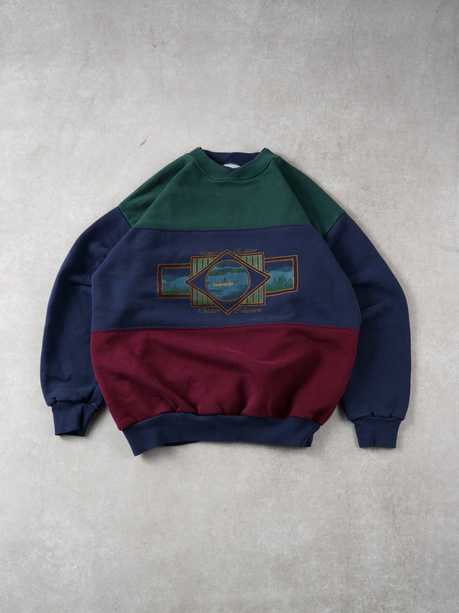 Vintage Tri Colour Outdoor Collection Crewneck (L)