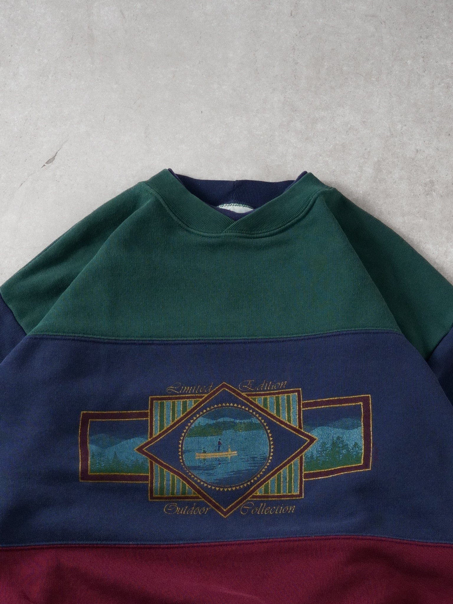 Vintage Tri Colour Outdoor Collection Crewneck (L)