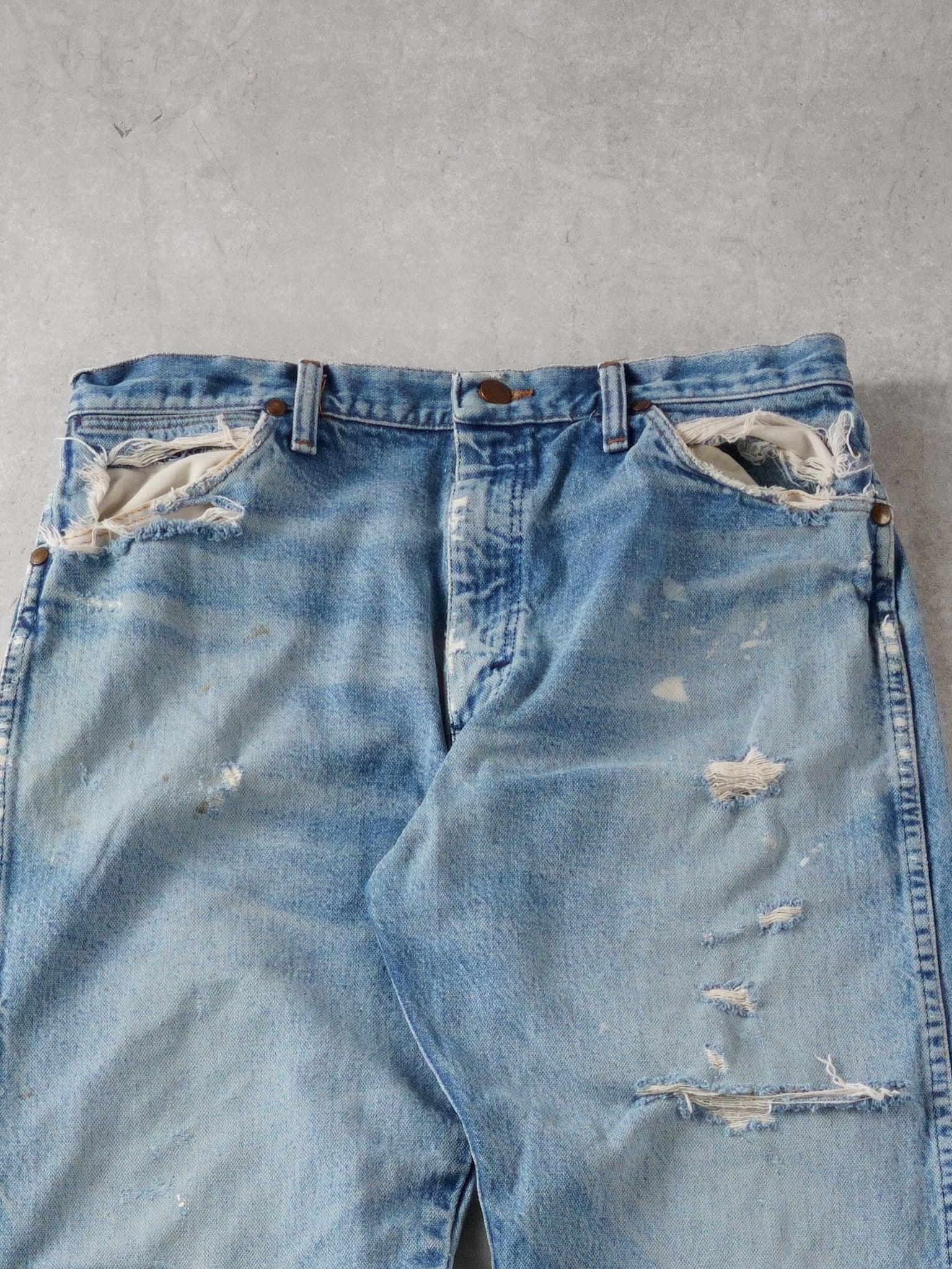 Vintage 90s Light Blue Wrangler Denim Pants (34x33)