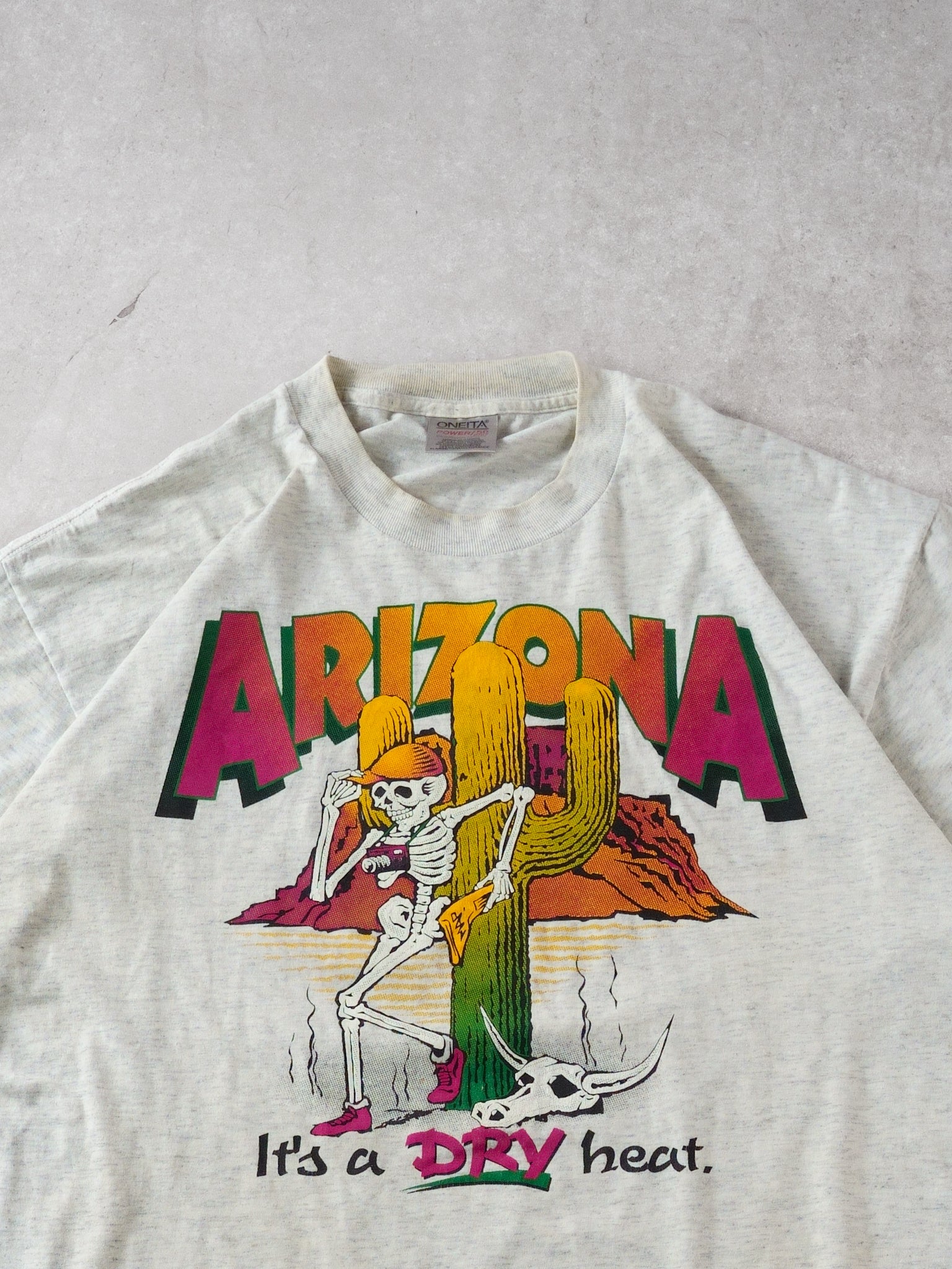 Vintage 90s Grey Arizona Its a Dry Heat Graphic Single Stitch Tee (L)