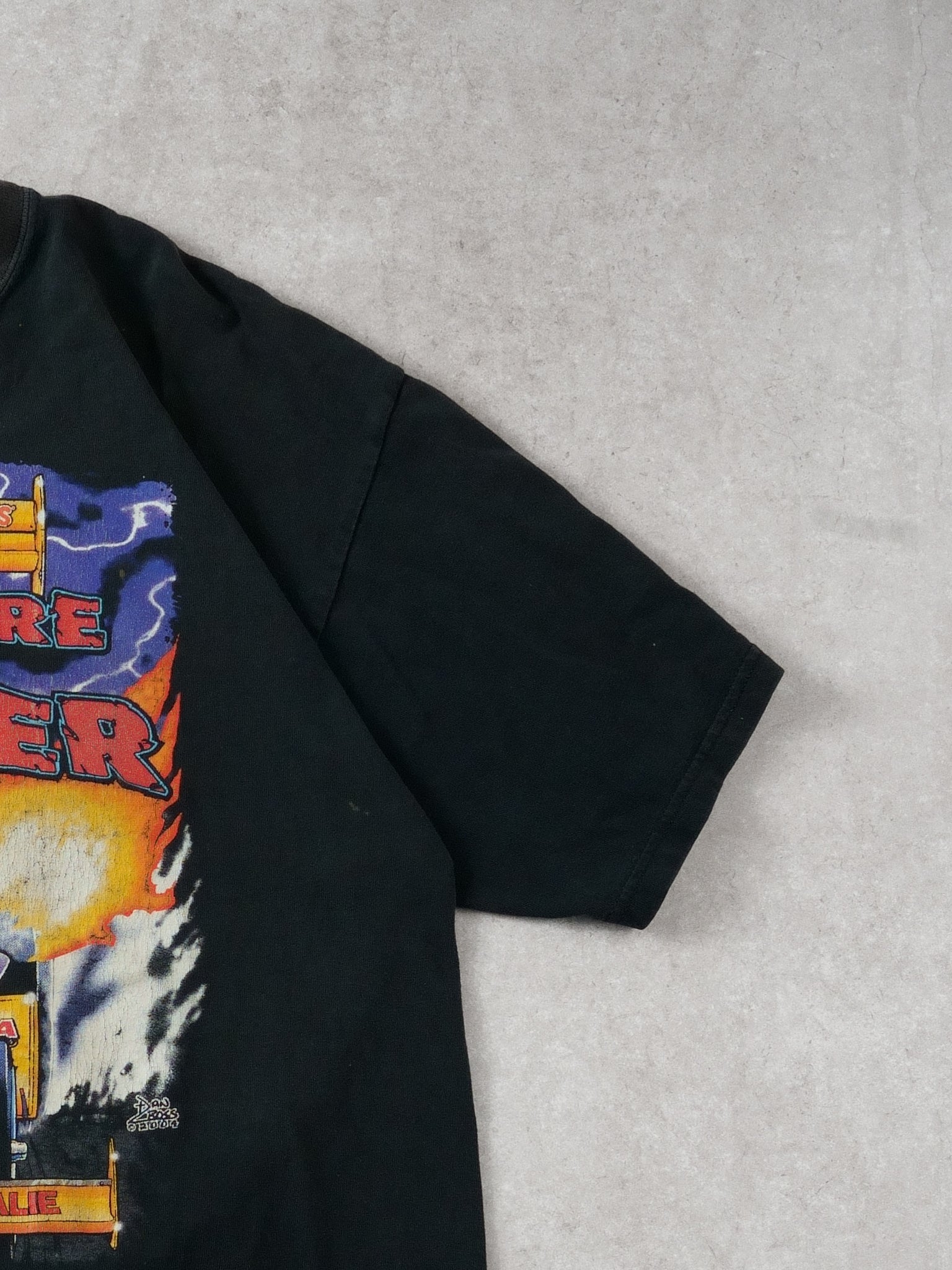 Vintage 04' Smoke Fire Thunder Drag Racing Graphic Tee (L)
