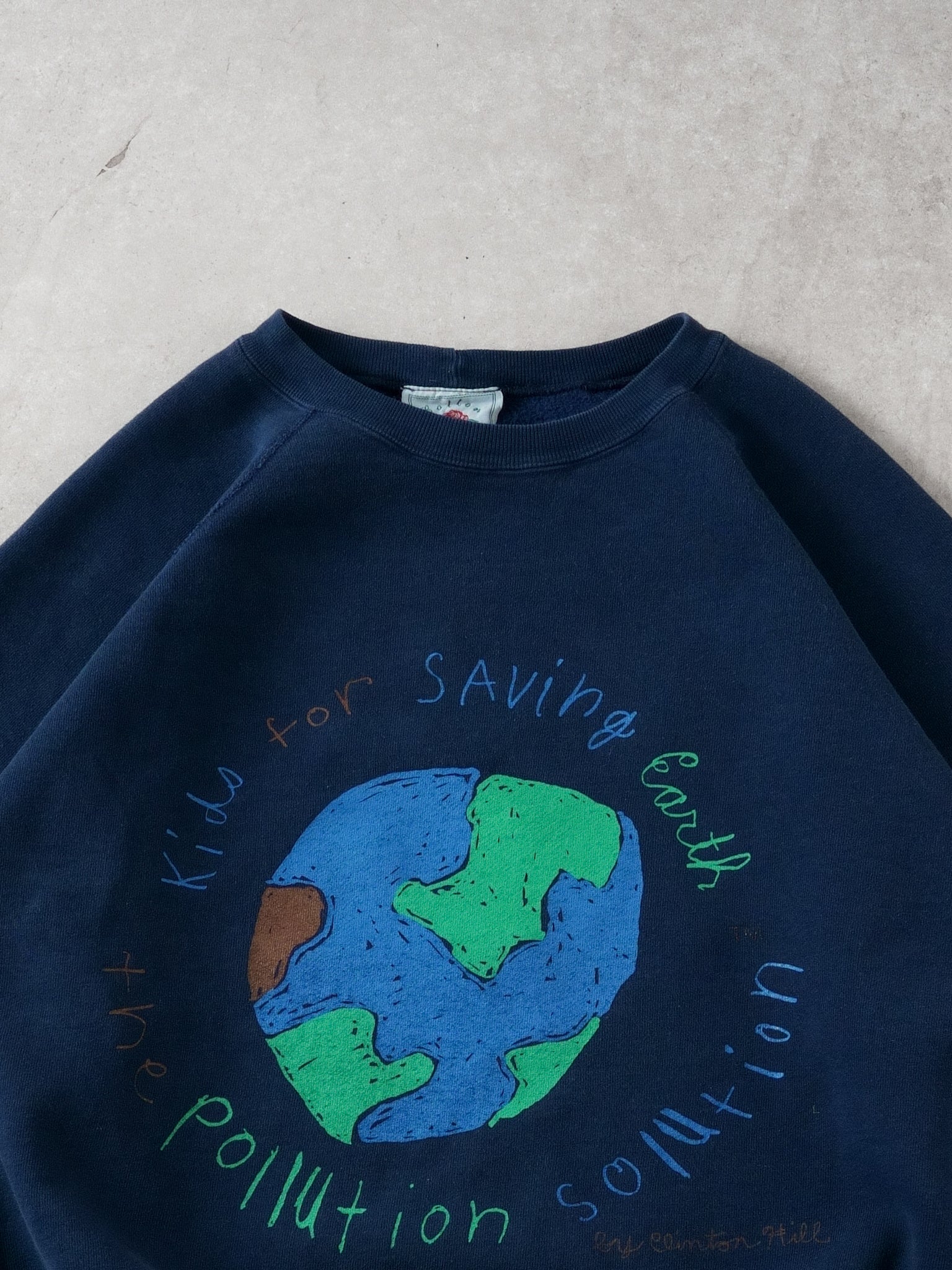 Vintage Navy Blue Kids for Saving Earth Graphic Crewneck (L)