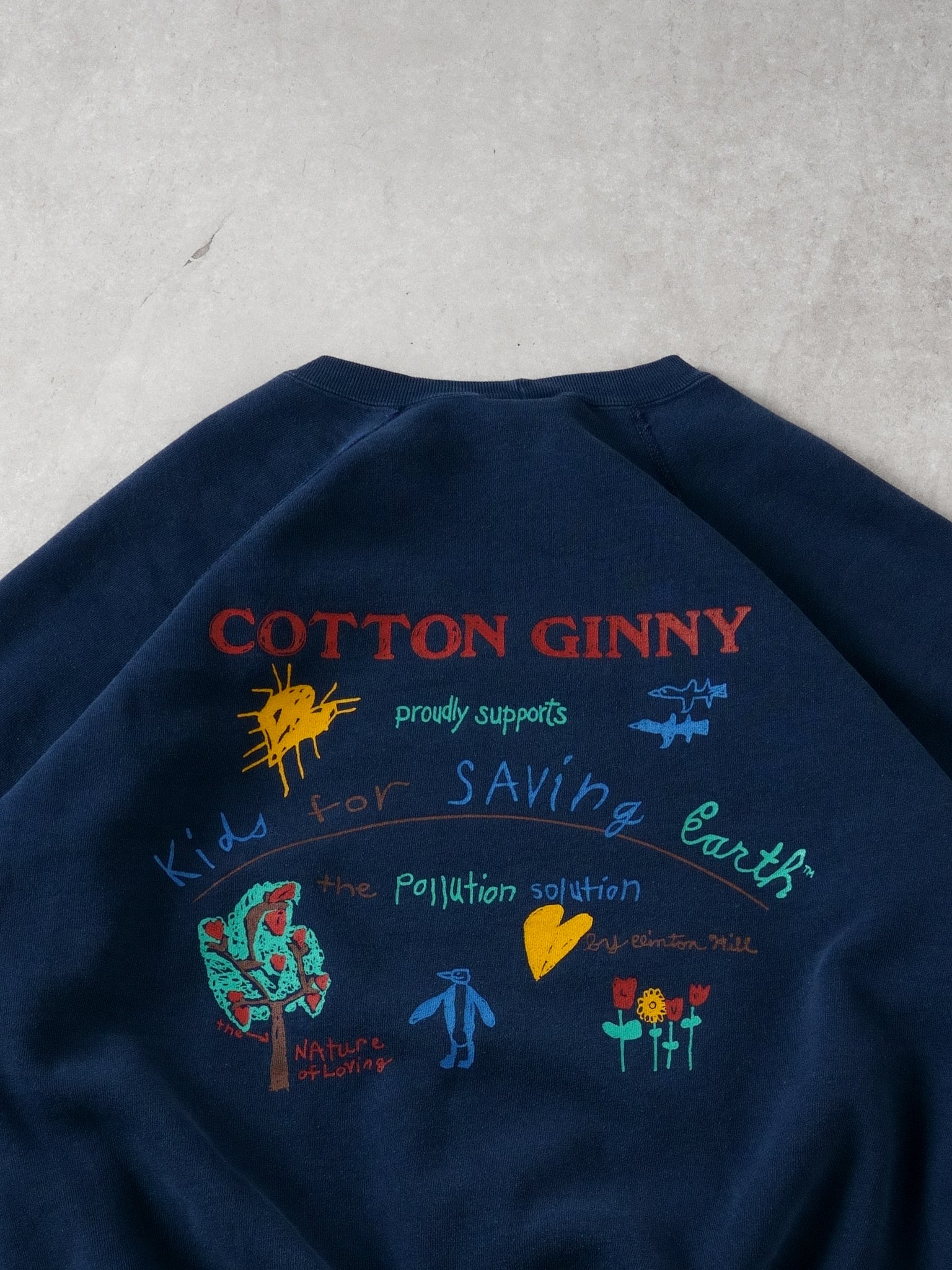 Vintage Navy Blue Kids for Saving Earth Graphic Crewneck (L)