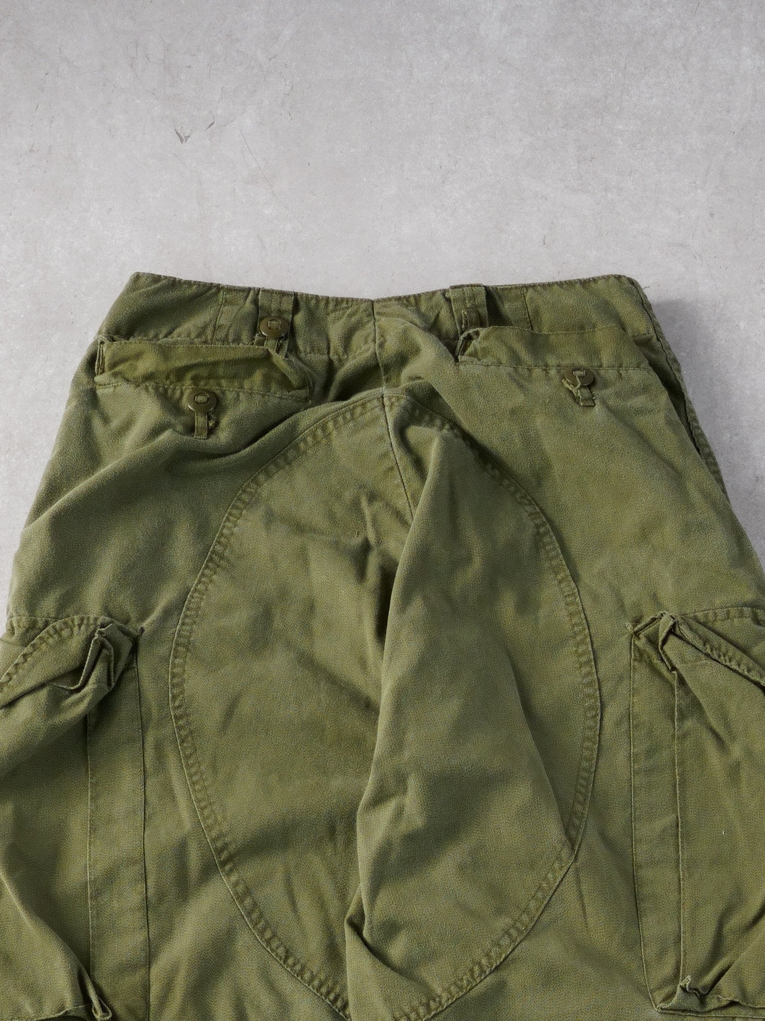 Vintage 90s Green Army Parachute Cargo Pants (30x29)
