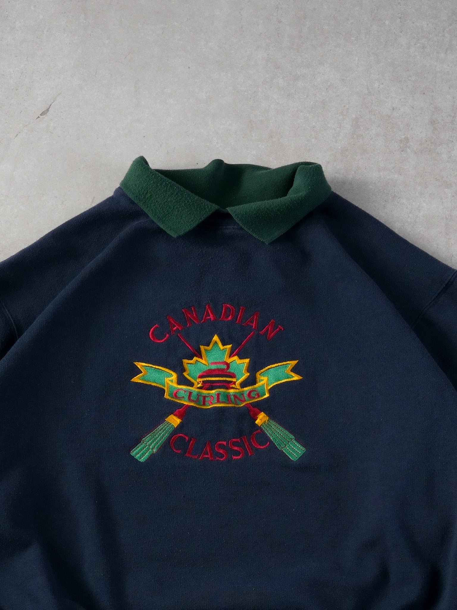 Vintage 90s Navy Blue and Green Canadian Curling Club Collared Crewneck (L)