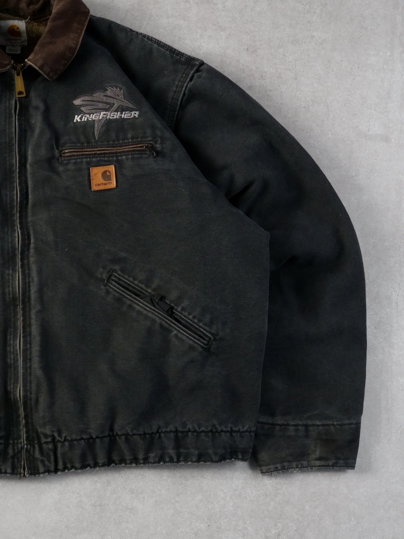 Vintage 90s Dark Grey and Brown Carhartt King Fisher Detroit Workwear Jacket (L)
