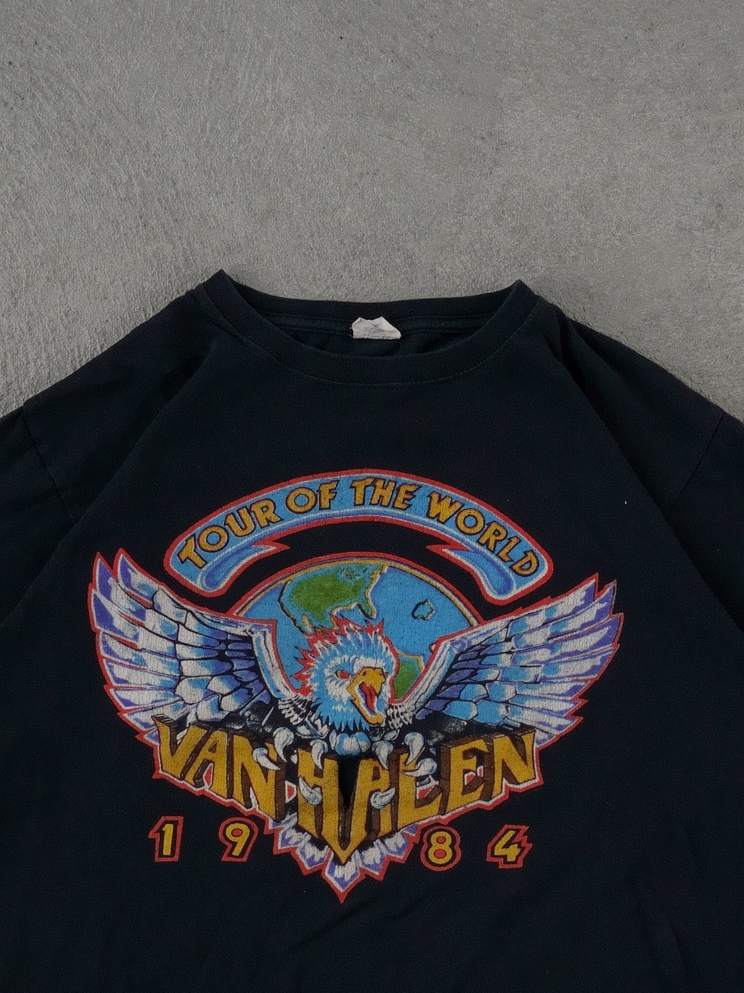 Vintage 84' Black Vanhalen Tour Of The World Graphic Tee (M)