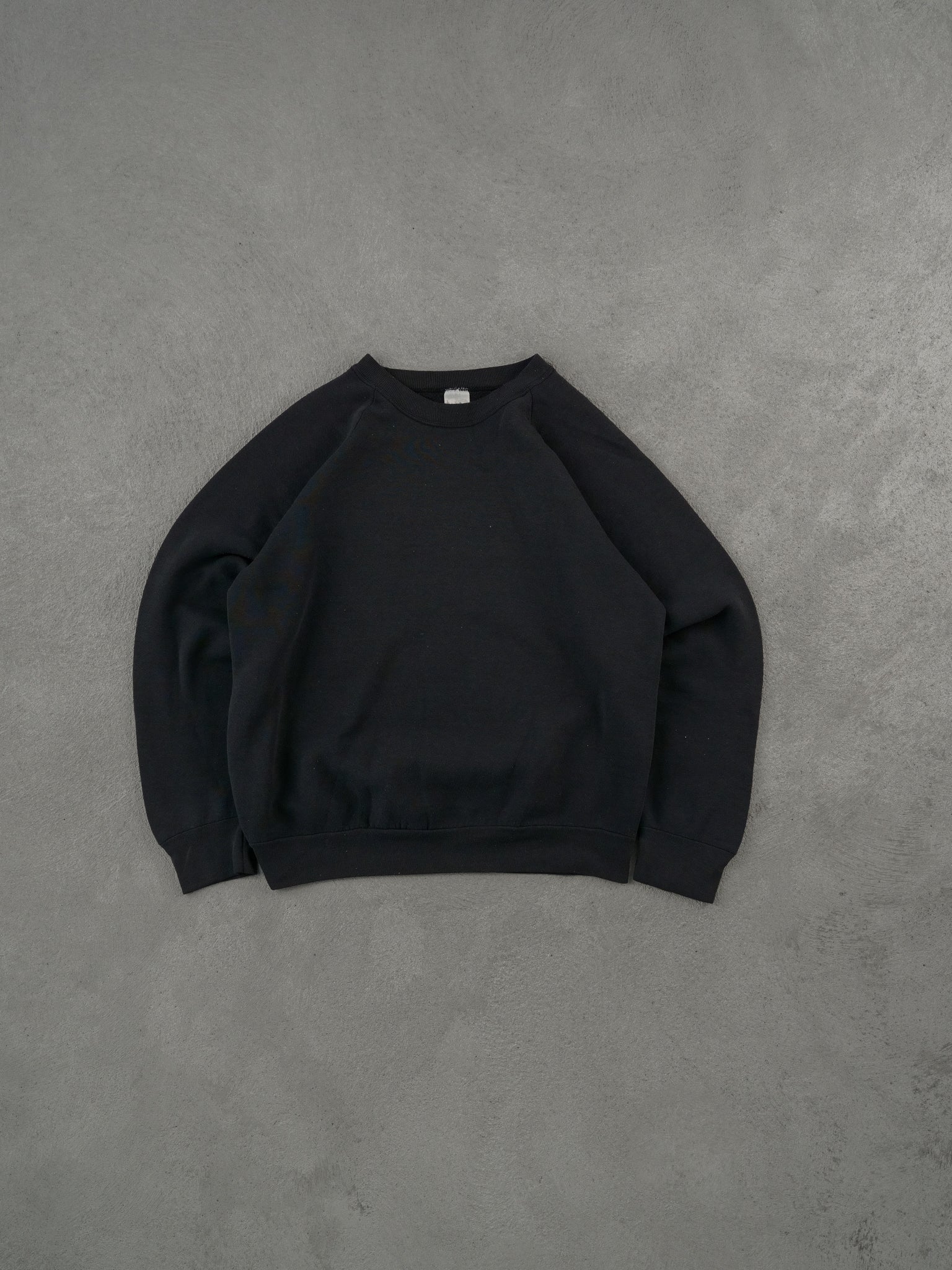 Vintage 90s Dark Grey Fruit Of The Loom Blank Crewneck (M)