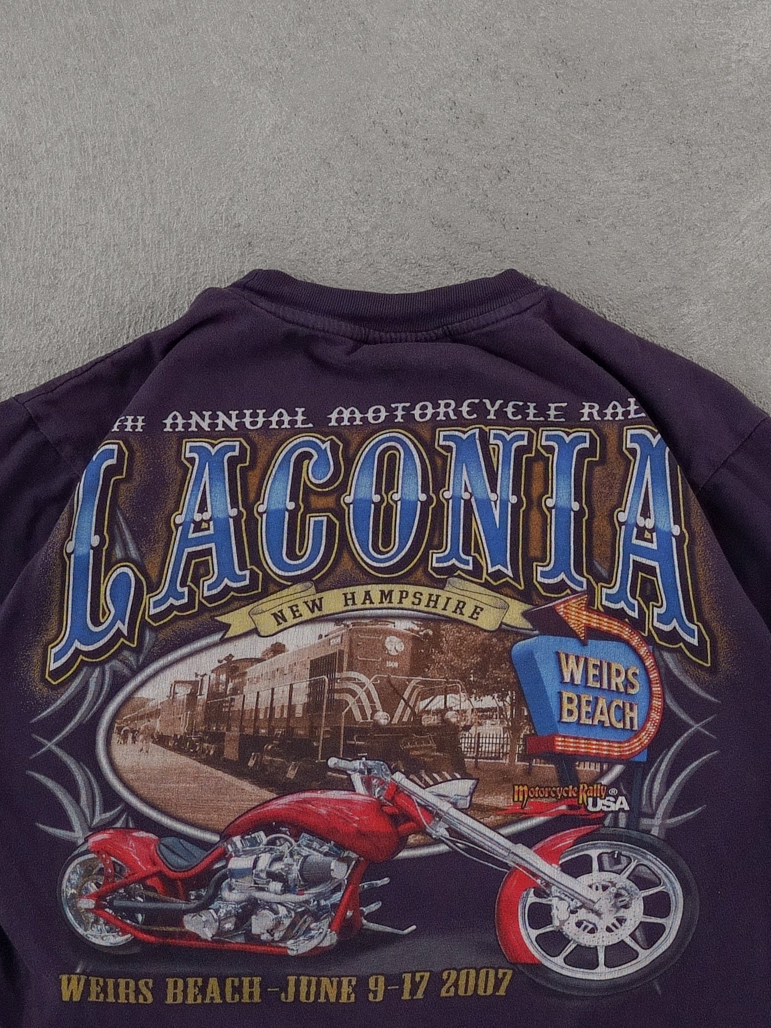Vintage 07' Washed Blue Laconia Graphic Tee (S)