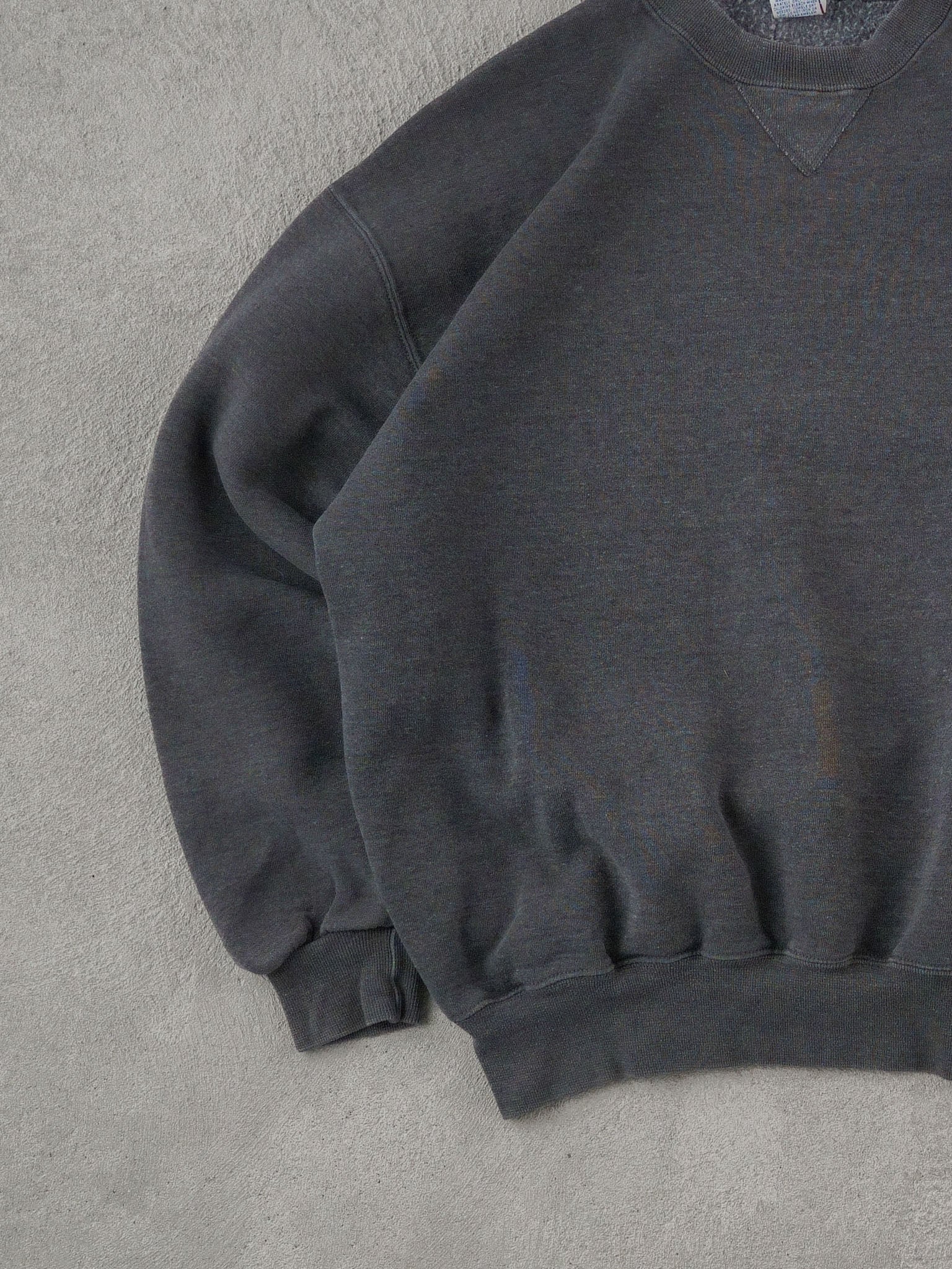 Vintage 90s Grey Russell Athletics Blank Crewneck (L)
