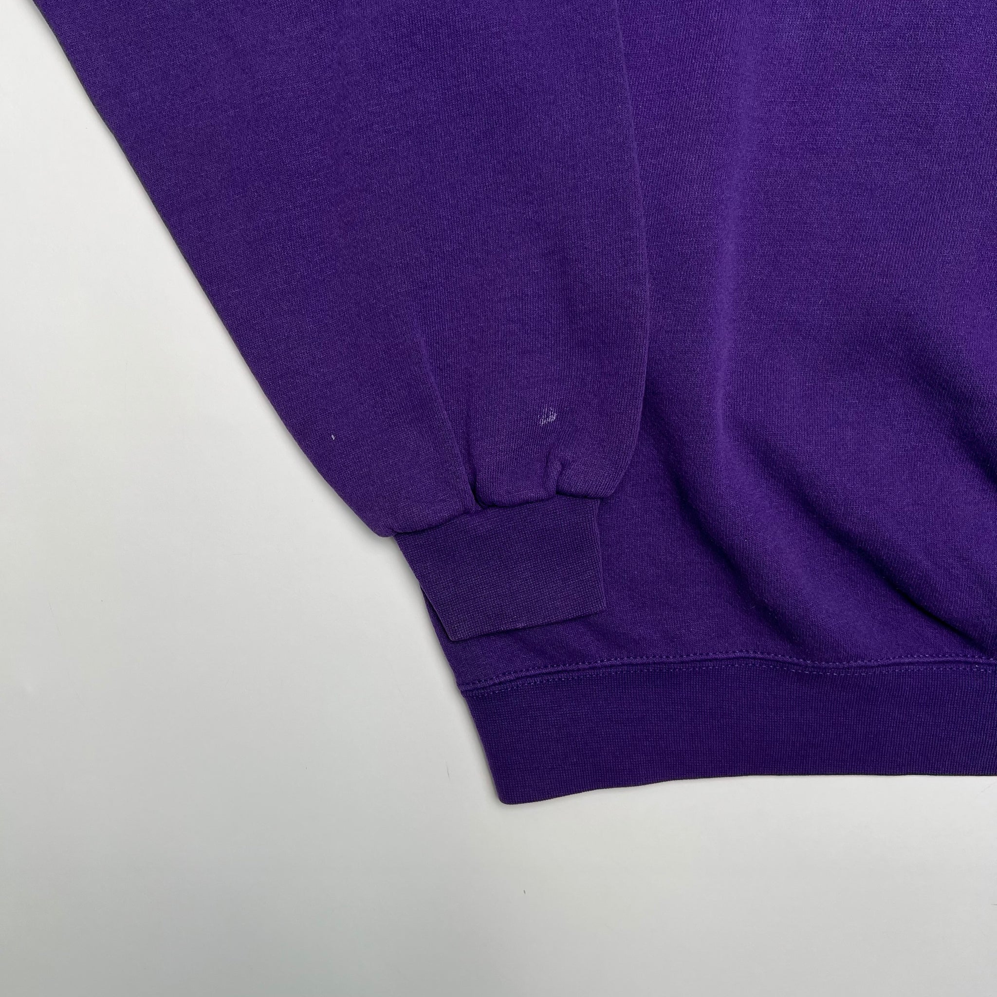 Vintage Purple Walt Disney World Winnie The Pooh Crewneck (XL) | Rebalance Vintage.