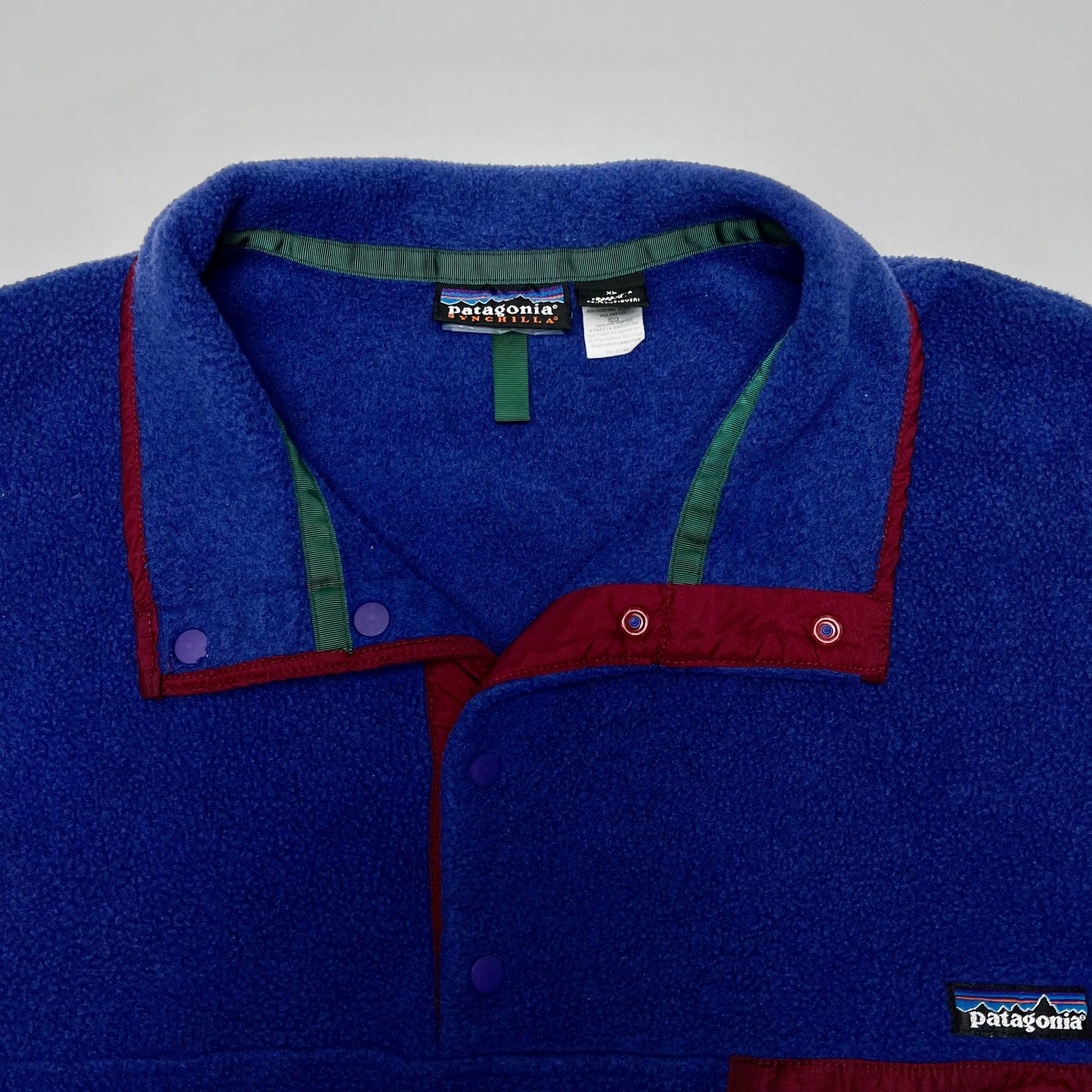 Vintage 90s Blue + Maroon Patagonia 1/4 Button Fleece (XL/XXL) | Rebalance Vintage.