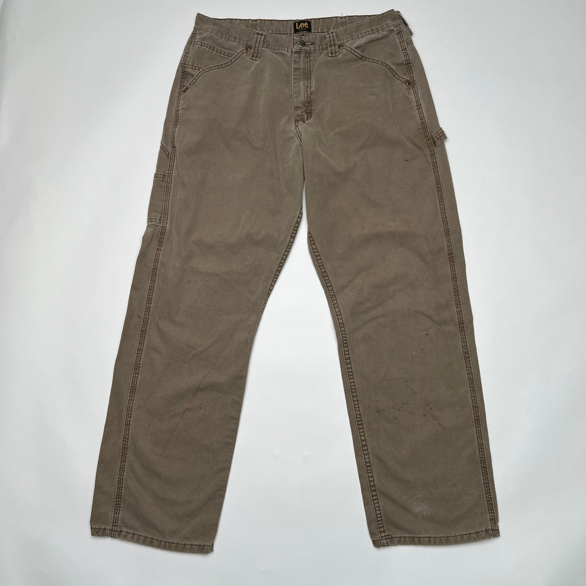 Vintage Brown Lee Cargo Pants (34 x 32) | Rebalance Vintage.