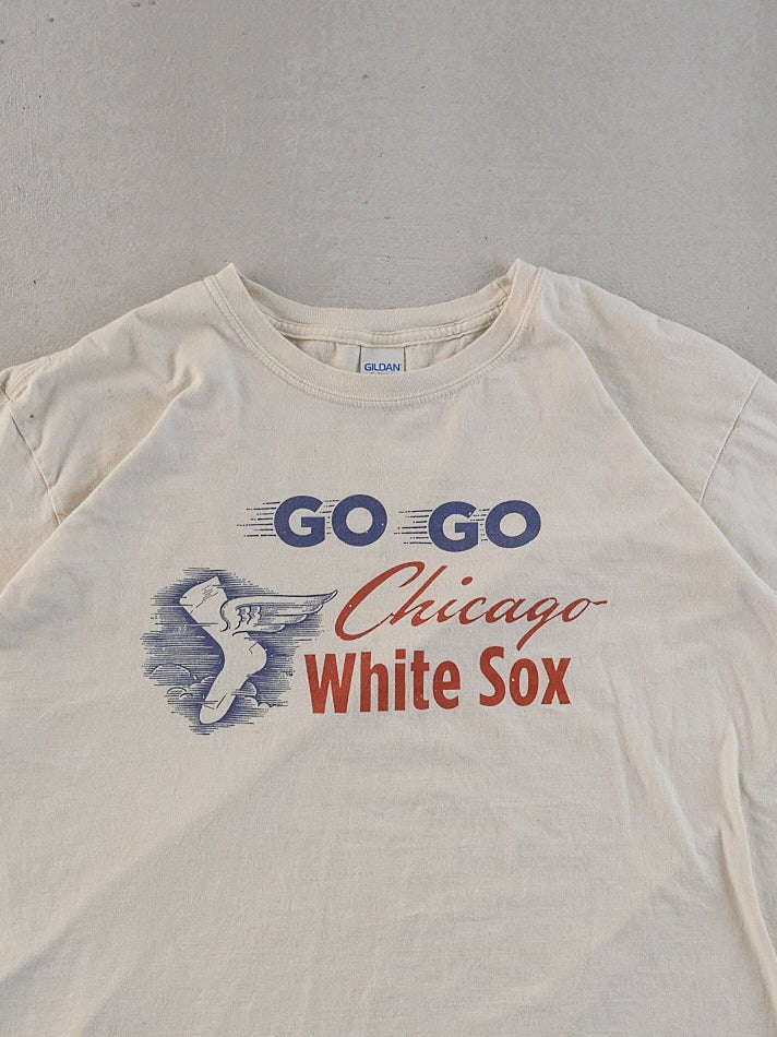 Vintage White GO GO Chicago White Sox Graphic Tee (M)