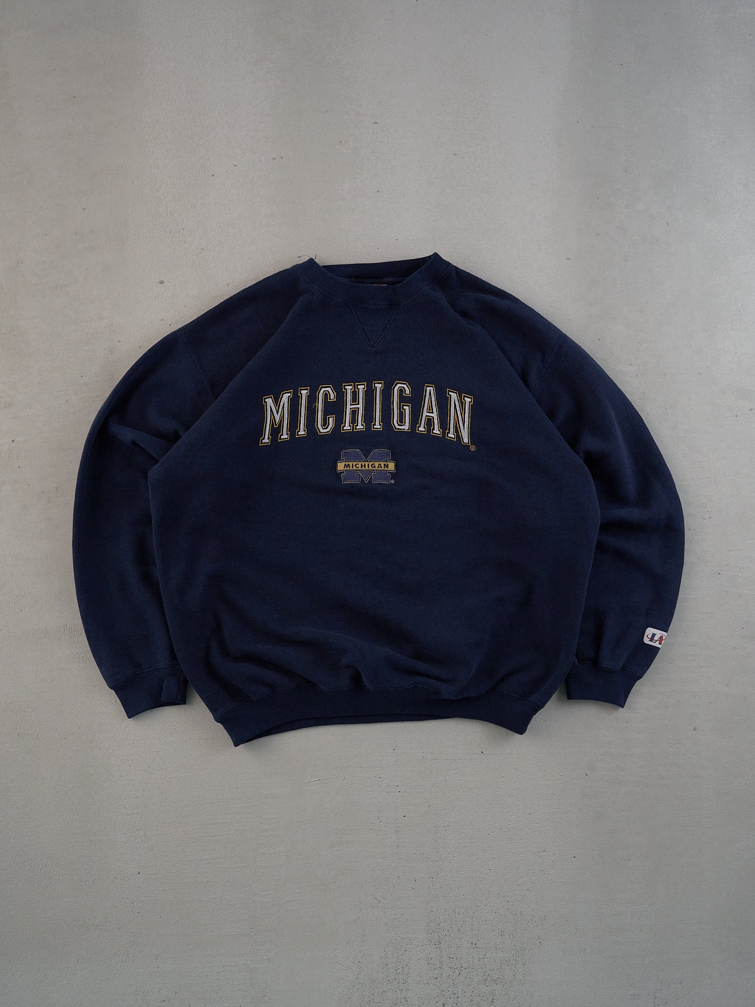 Vintage 90s Navy Blue Michigan State Embroidered Crewneck (L)