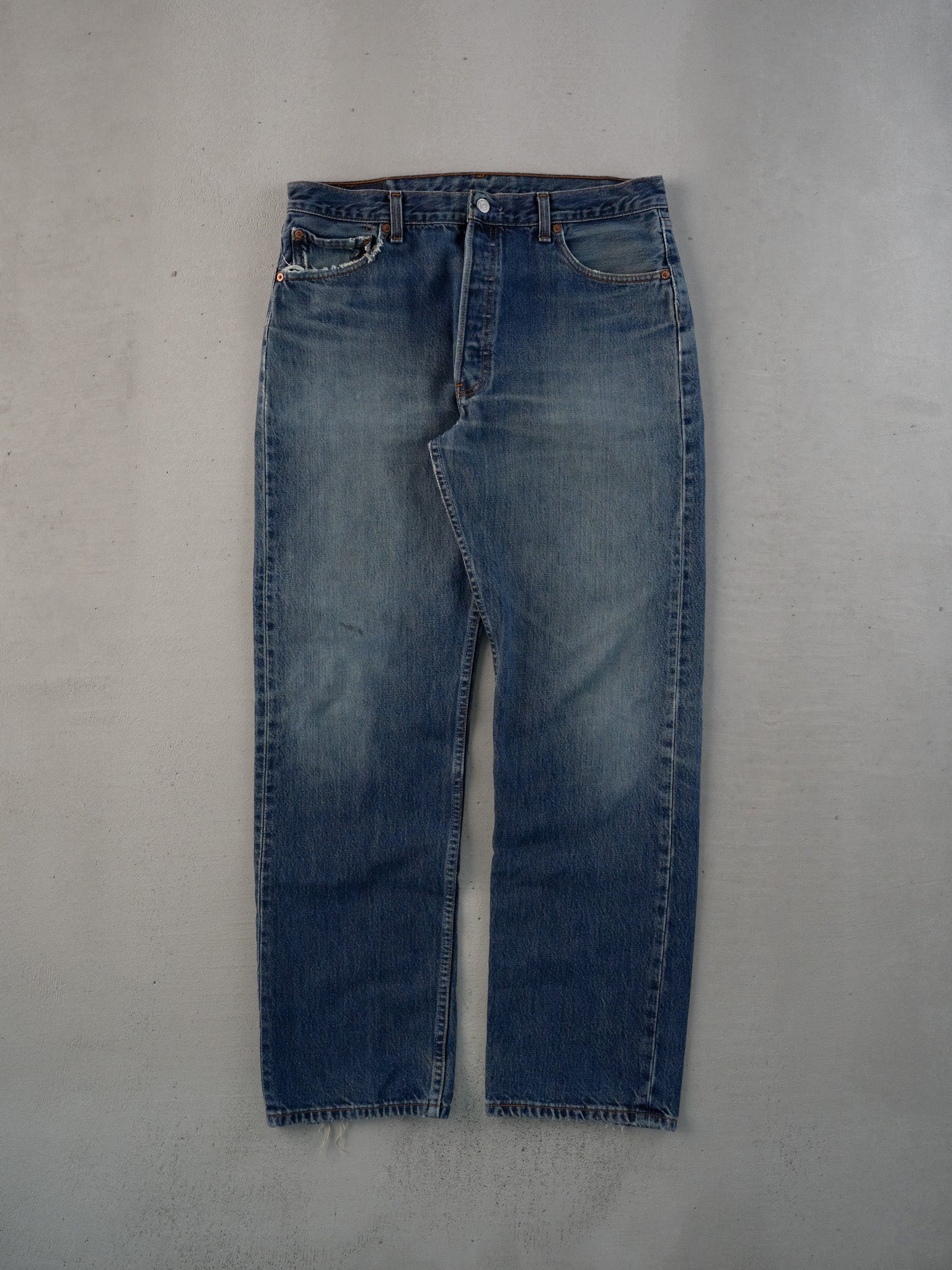 Vintage 90s Dark Blue Levi's 501 Denim Jeans (34x31)