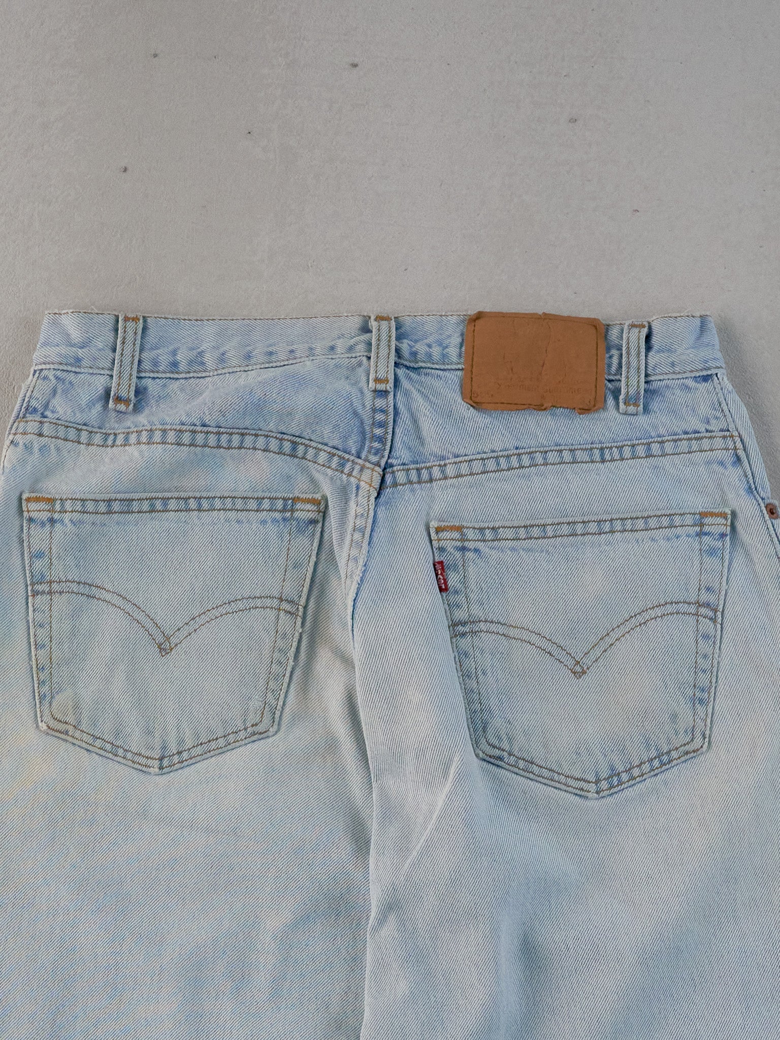 Vintage 90s Light Blue Levi's 560 Denim Jeans (31x32)