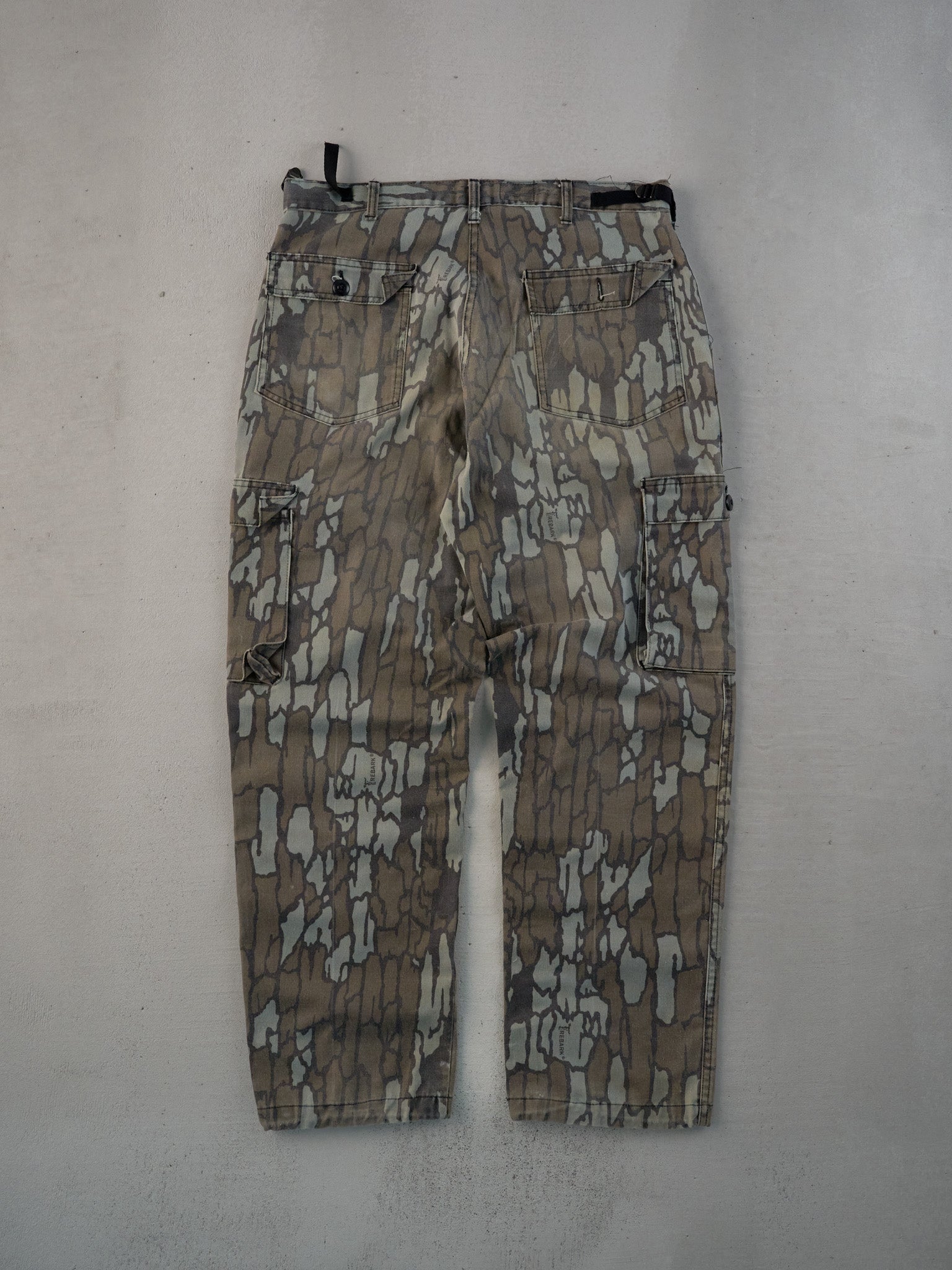 Vintage 90s Mossy Green Realtree Camo Cargo Pants (35x29)
