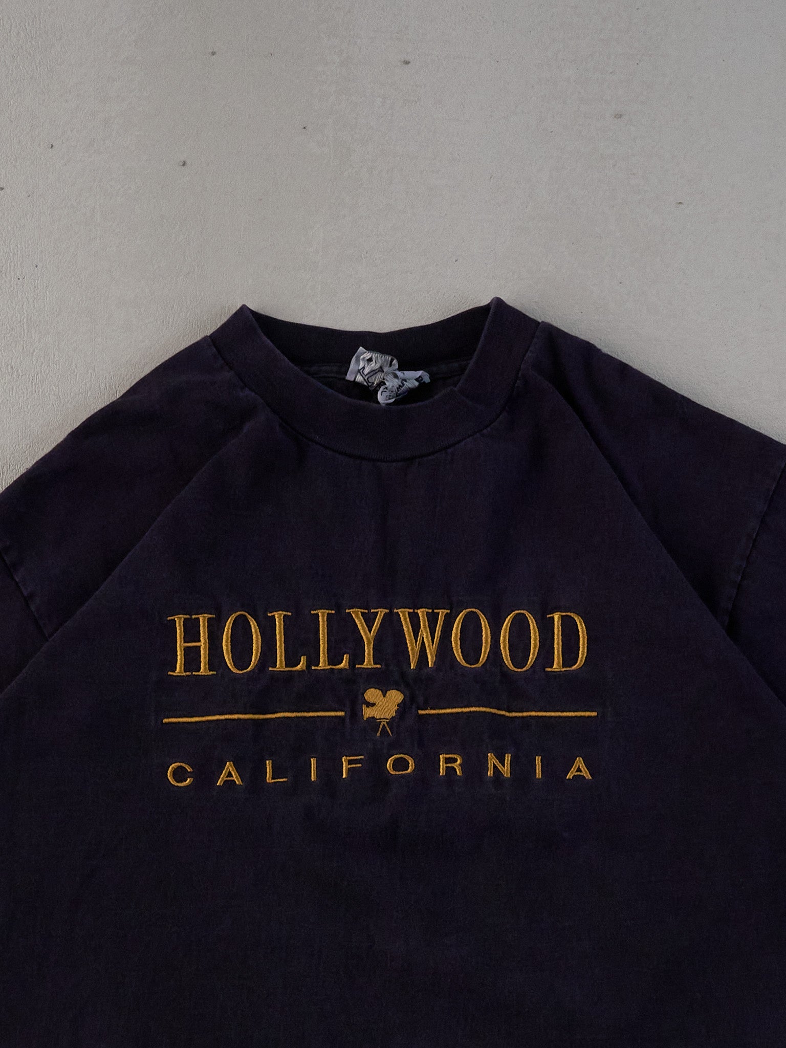Vintage 90s Single Stitched Black Hollywood California Graphic Tee (M)