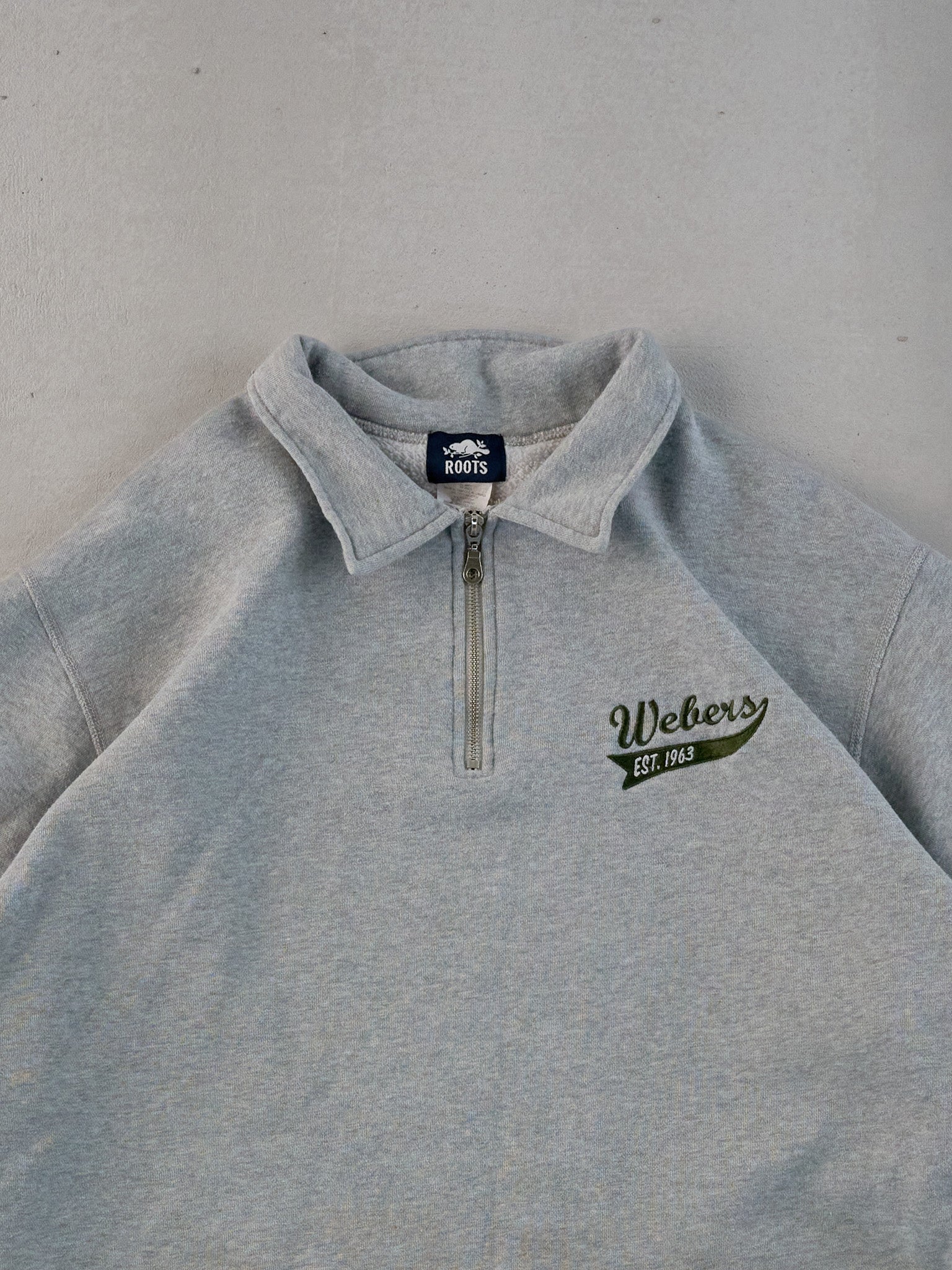 Vintage Y2k Grey Roots X Webbers Collared 1/4 Zip Collared Crewneck (L)