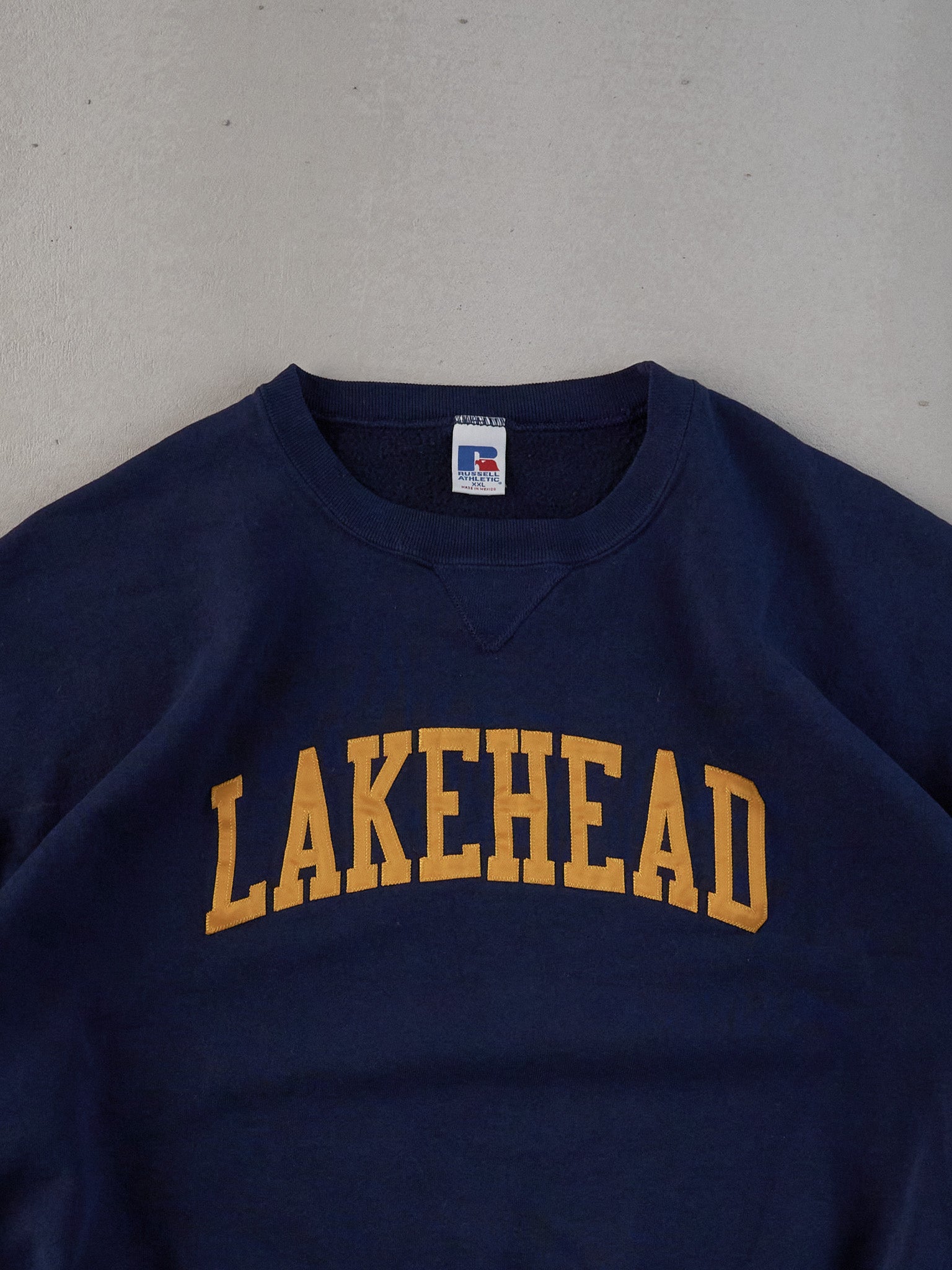 Vintage 90s Navy Blue Russell Athletics X Lakehead Crewneck (L)