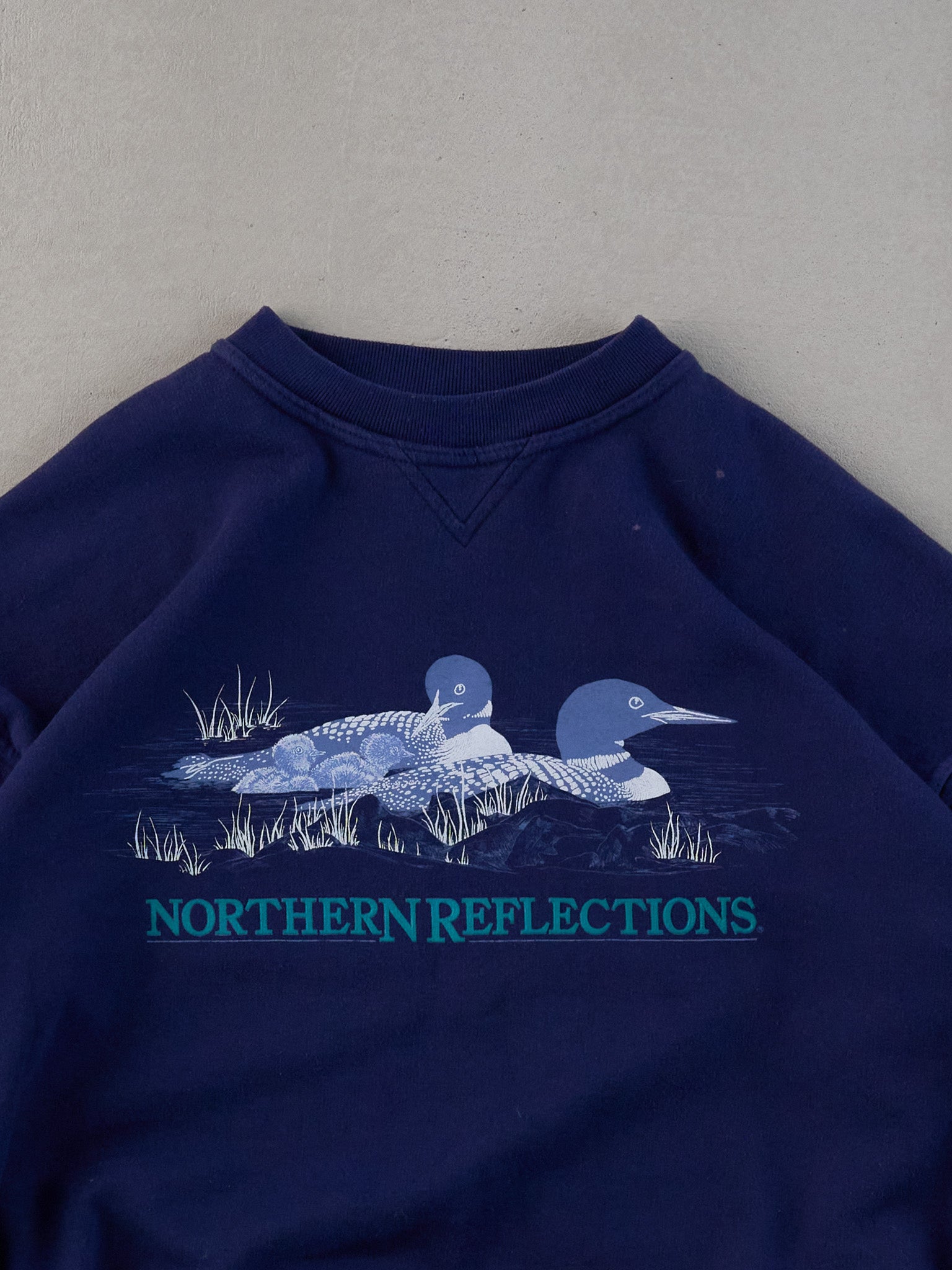 Vintage 90s Navy Blue Northern Reflections Graphic Crewneck (M)