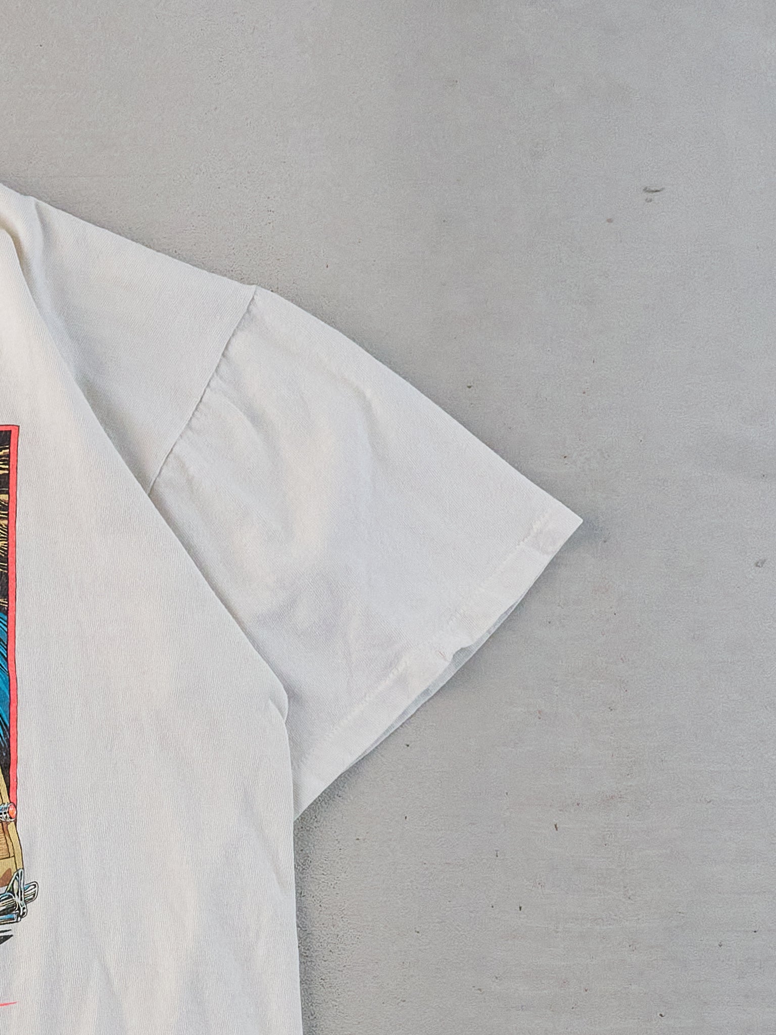 Vintage 91' White Single Stitched "California Dreaming" Graphic Tee (L)