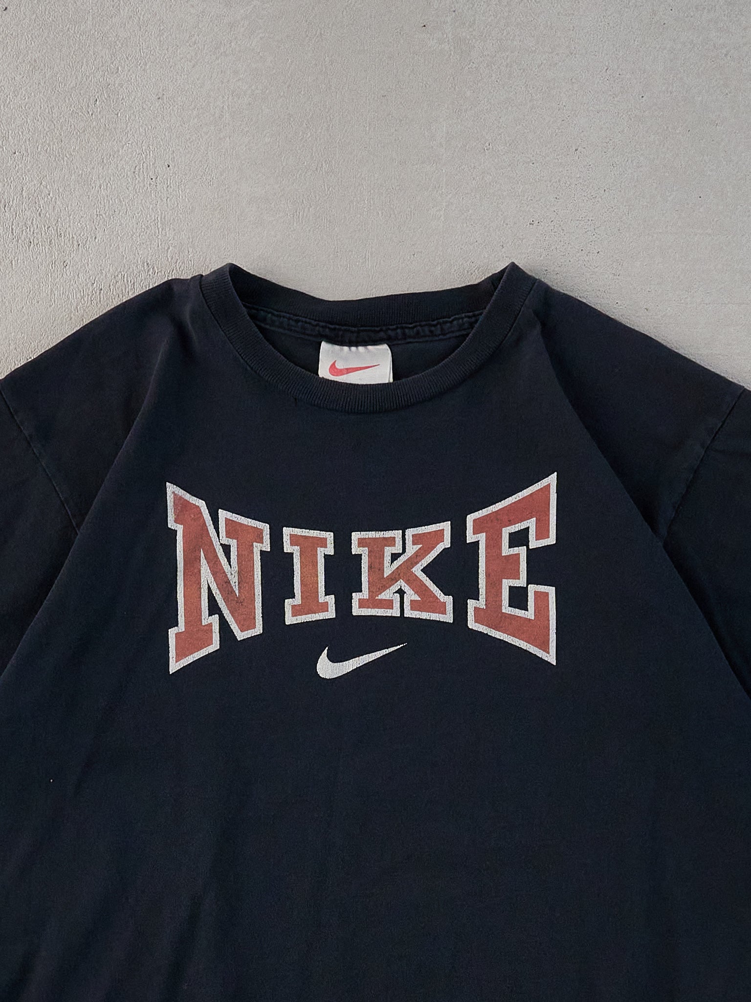 Vintage 90s Black Nike Graphic Tee (S/M)