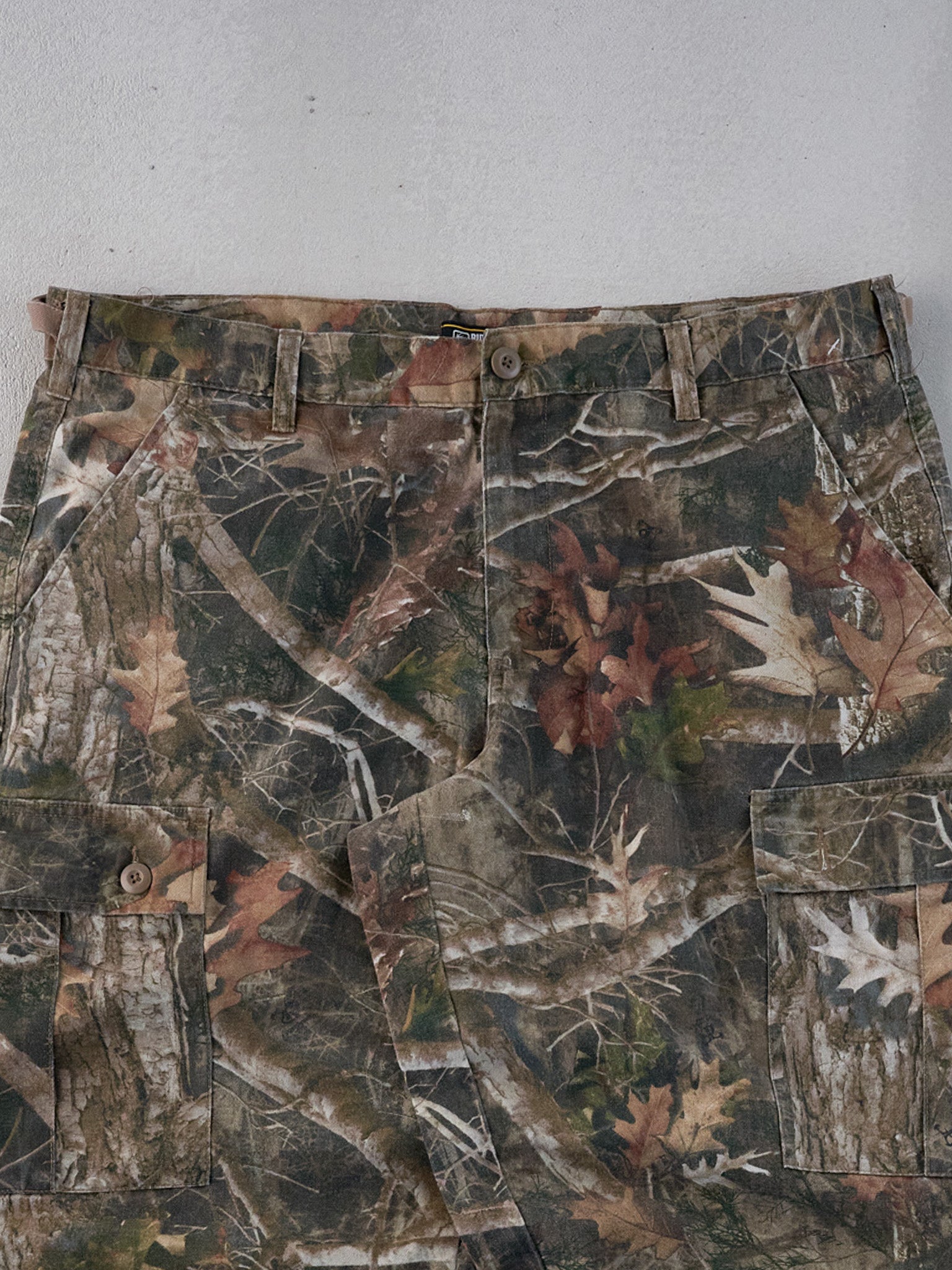 Vintage Y2k Green Ridge Hunter Realtree Camo Cargo Pants (40x31)