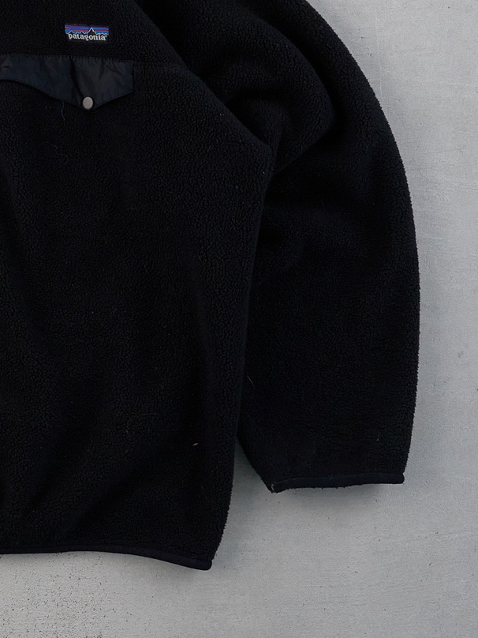 Vintage 90s Black Patagonia Collared Fleece 1/4 Button Up (XL/XXL)