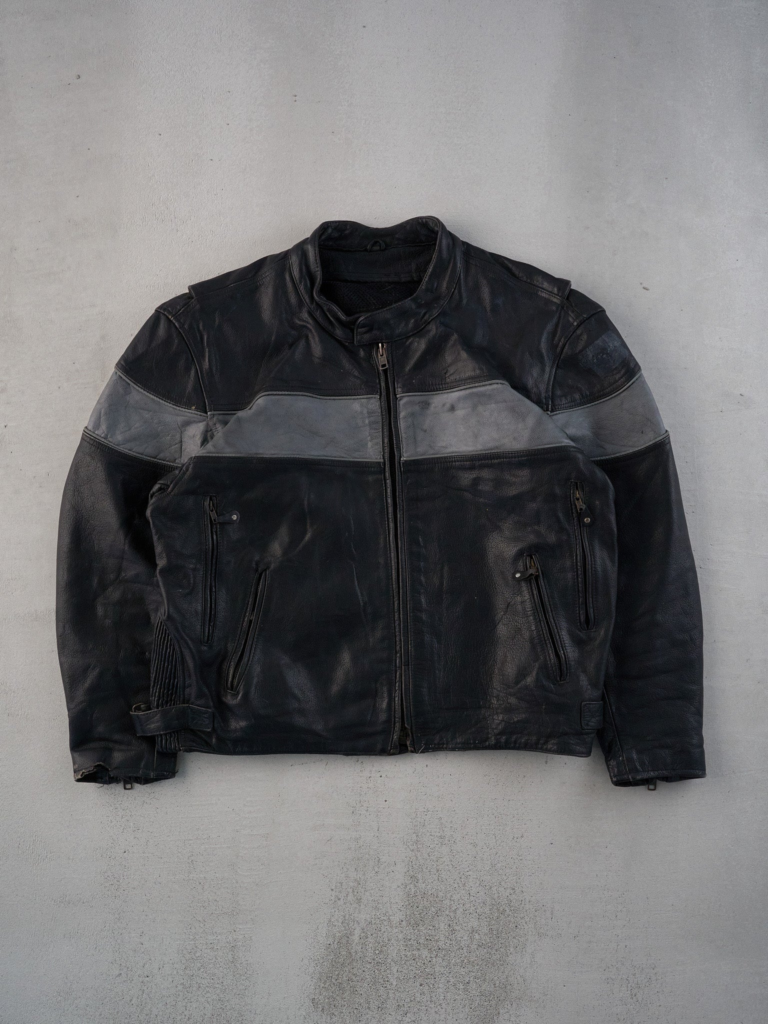 Vintage 90s Black and Grey Leather Racing Jacket (L/XL)