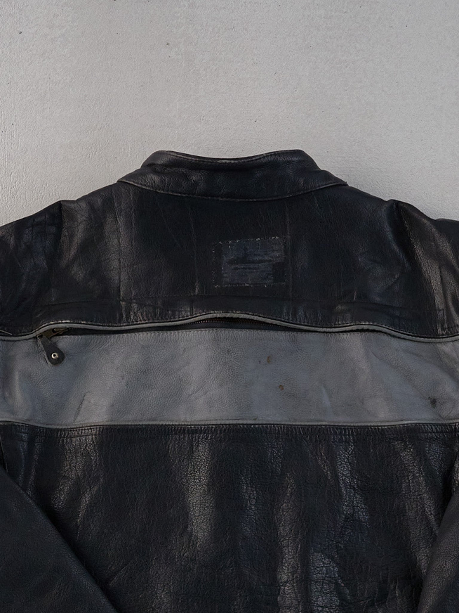 Vintage 90s Black and Grey Leather Racing Jacket (L/XL)