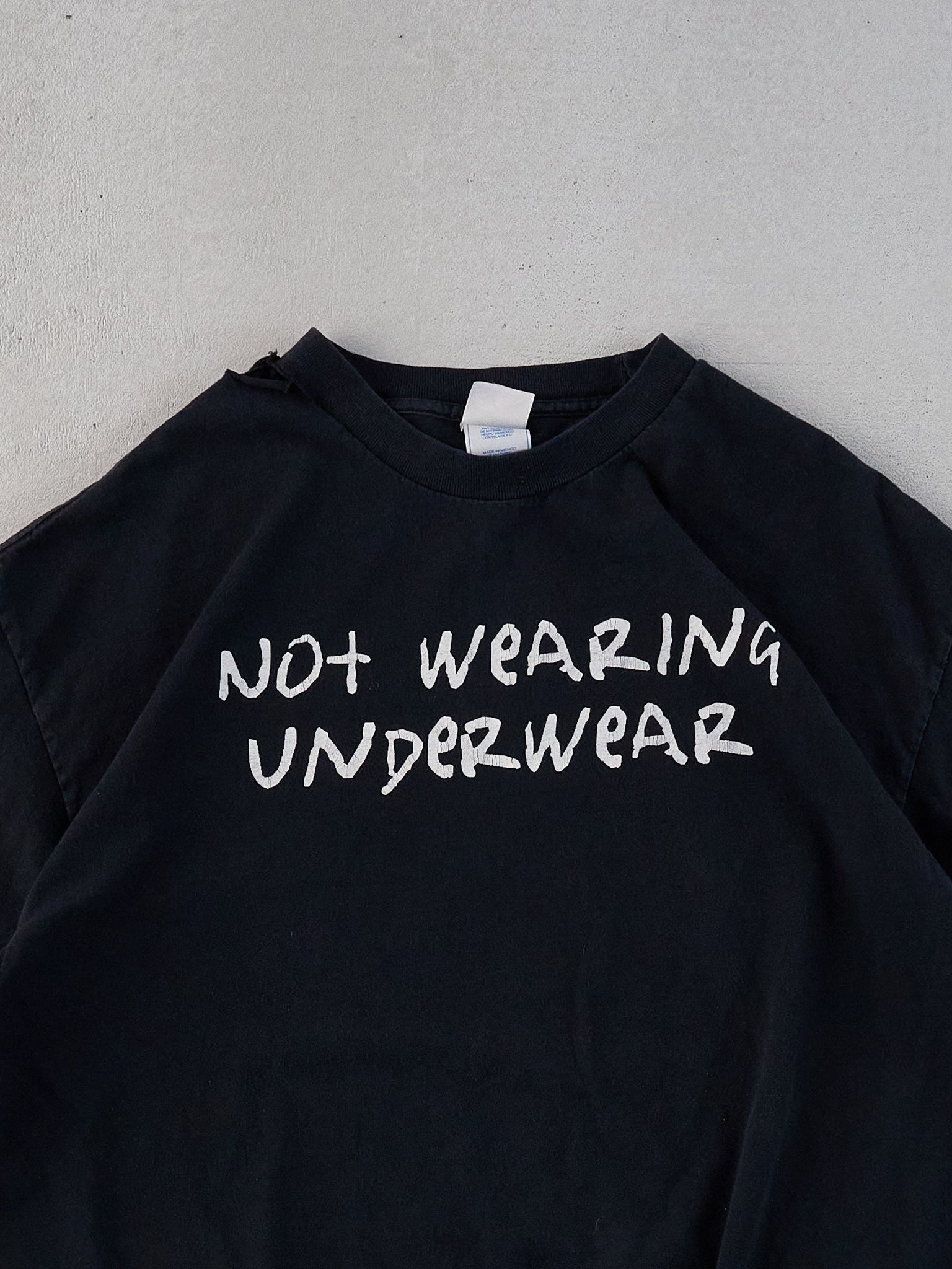 Vintage 90s Black "Not Wearing Underwear" Tee (M)