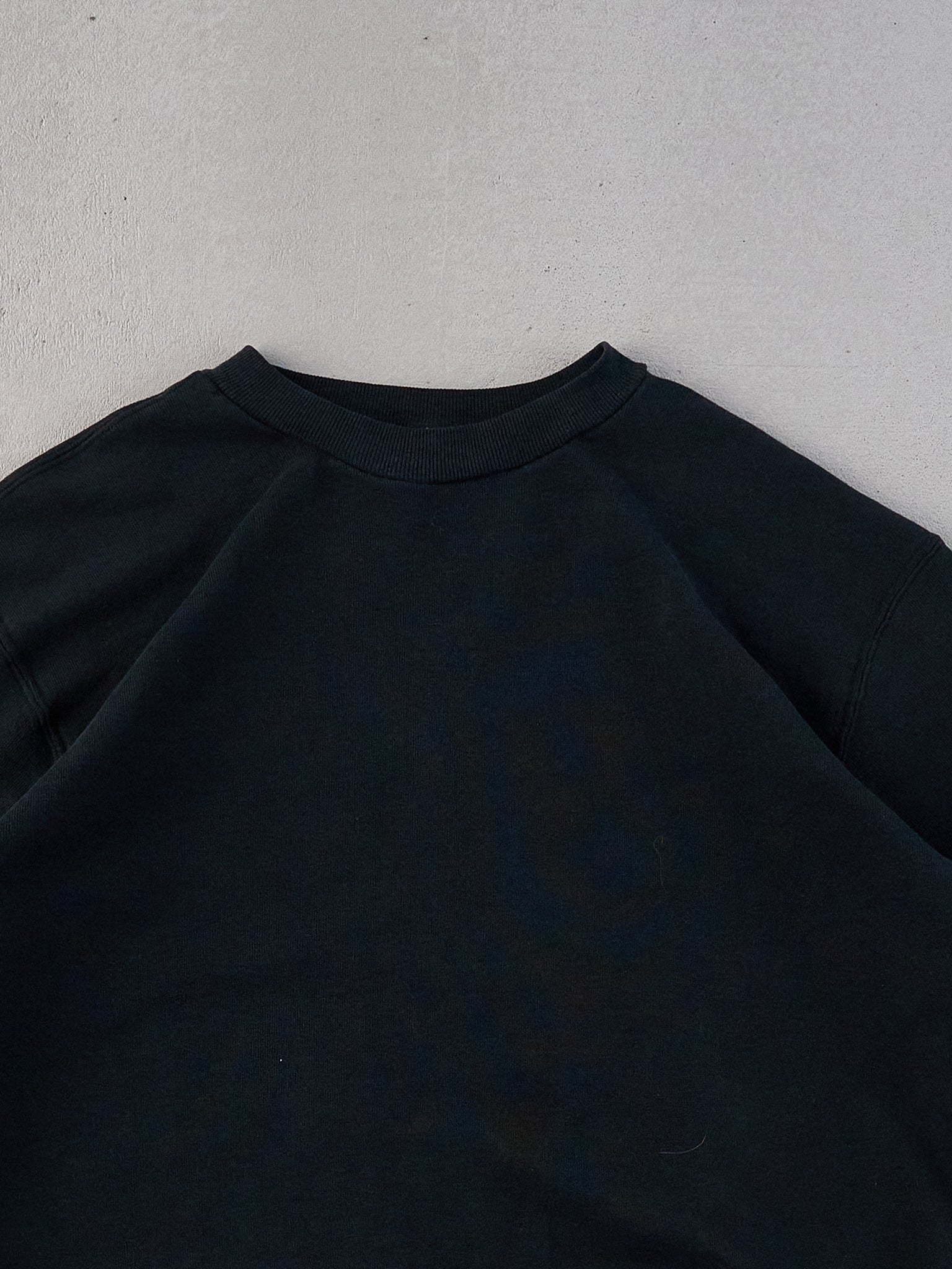 Vintage 90s Black Russell  Blank Crewneck (M)