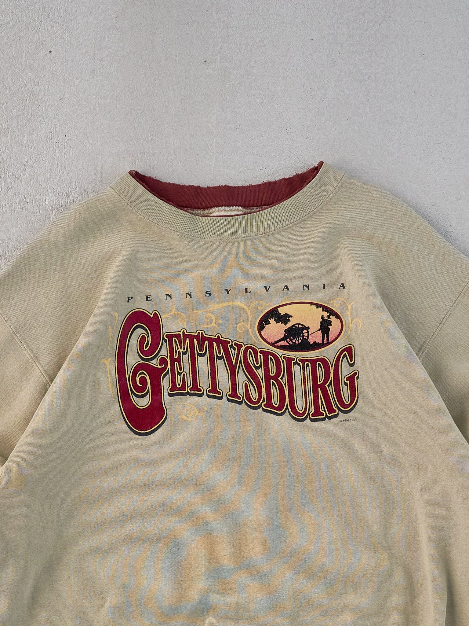 Vintage 90s Beige and Maroon Gettysburg Crewneck (M)