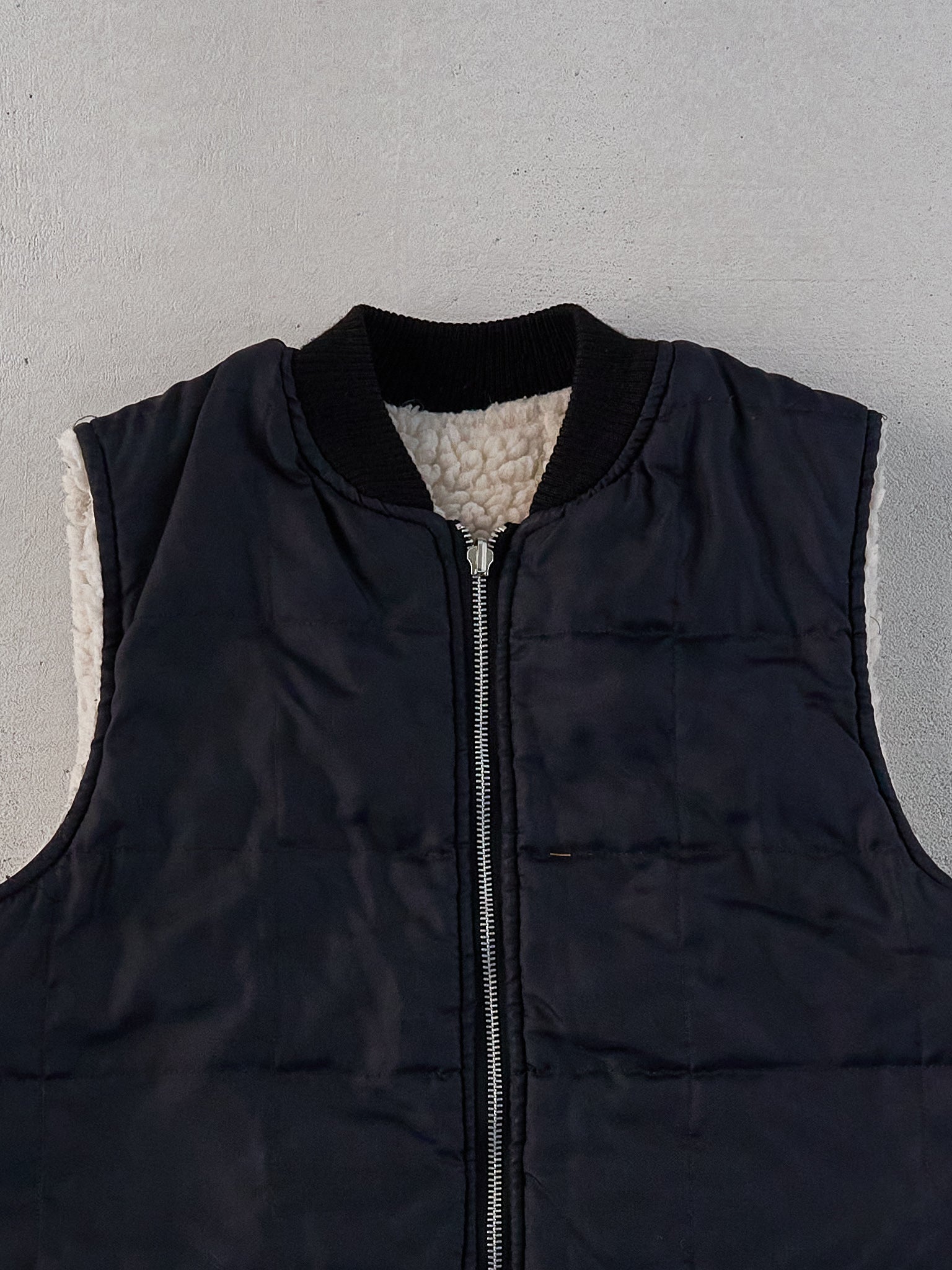 Vintage 90s Black Sherpa Lined Puffer Vest (S)