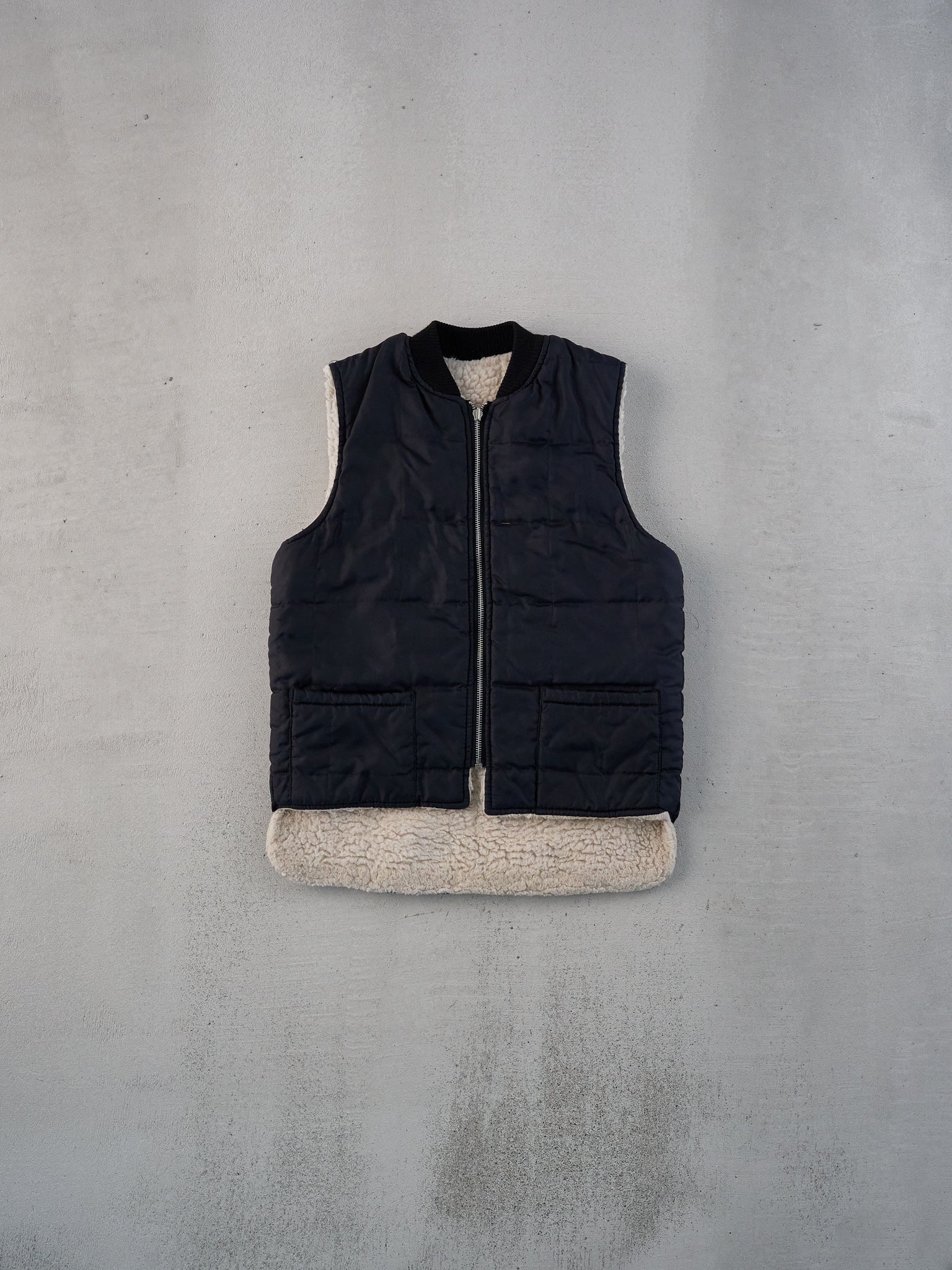Vintage 90s Black Sherpa Lined Puffer Vest (S)