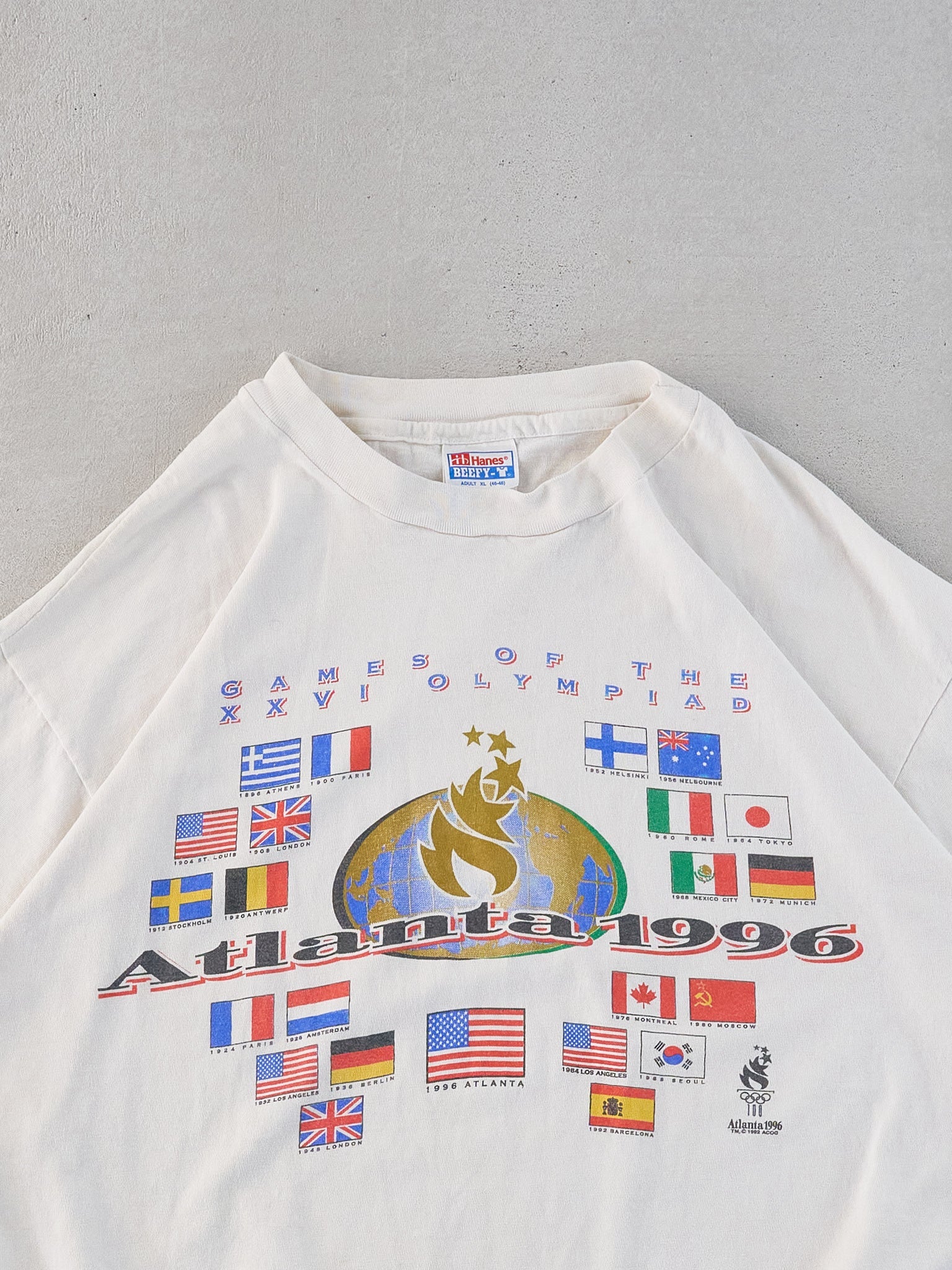 Vintage 96' White Single Stitched Atlanta International Olympics Tee (L)